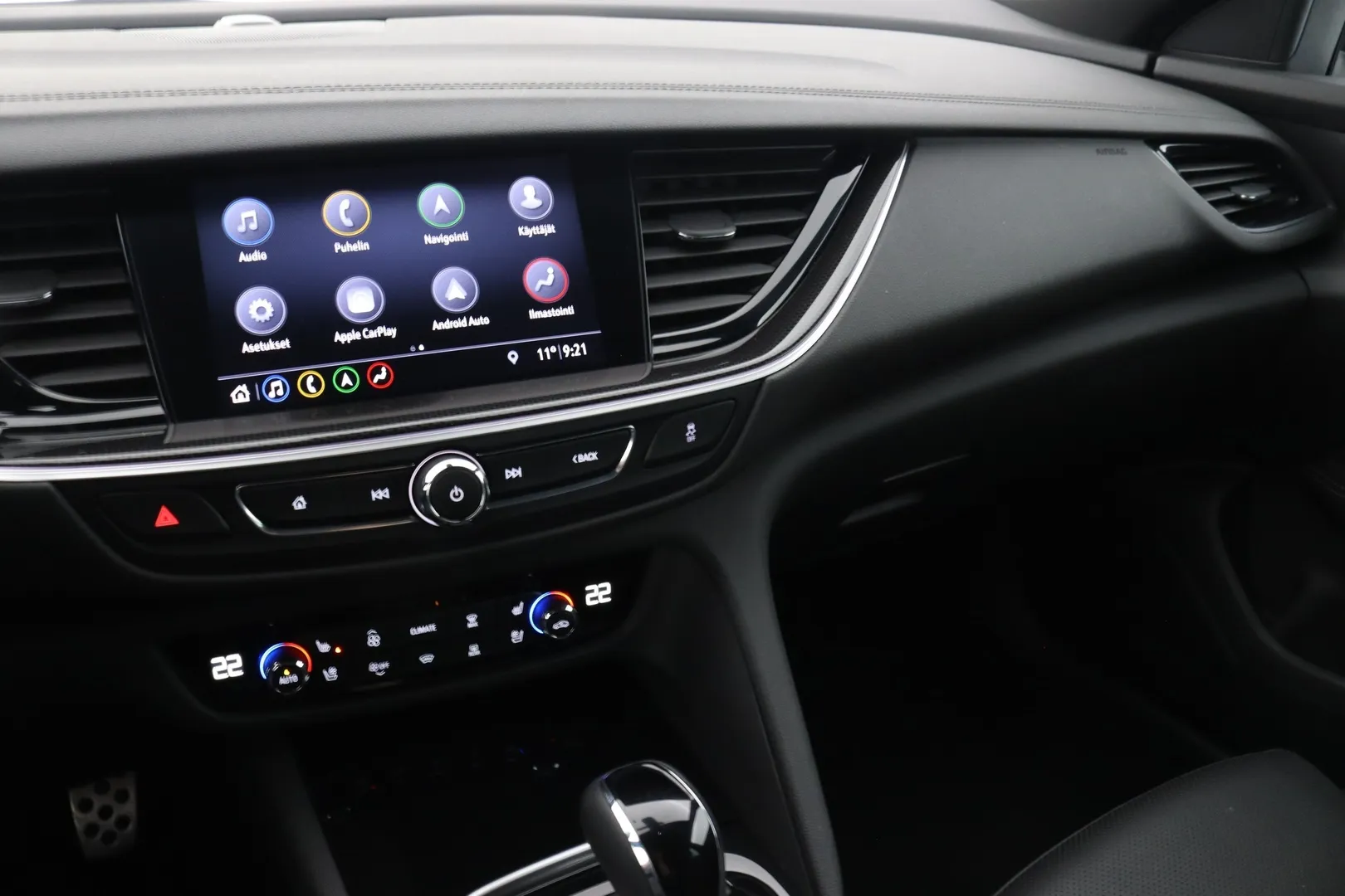 Opel Insignia GPB-401 carousel image