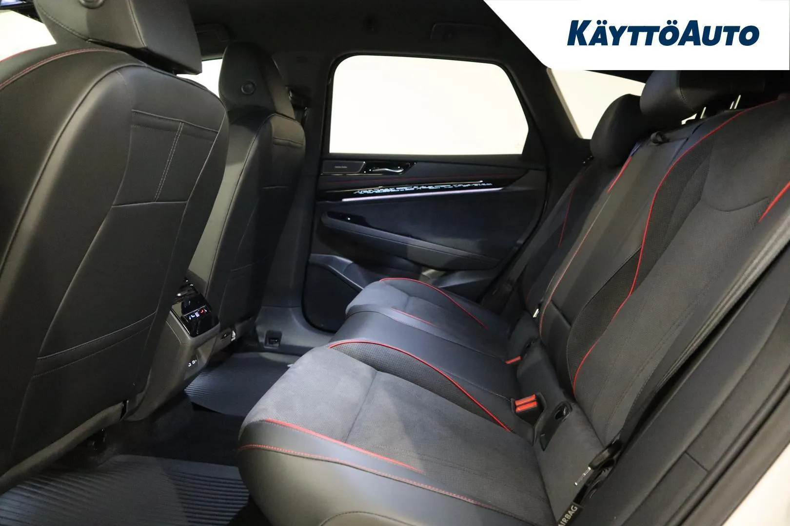 Volkswagen ID.7 HKK-1 carousel image