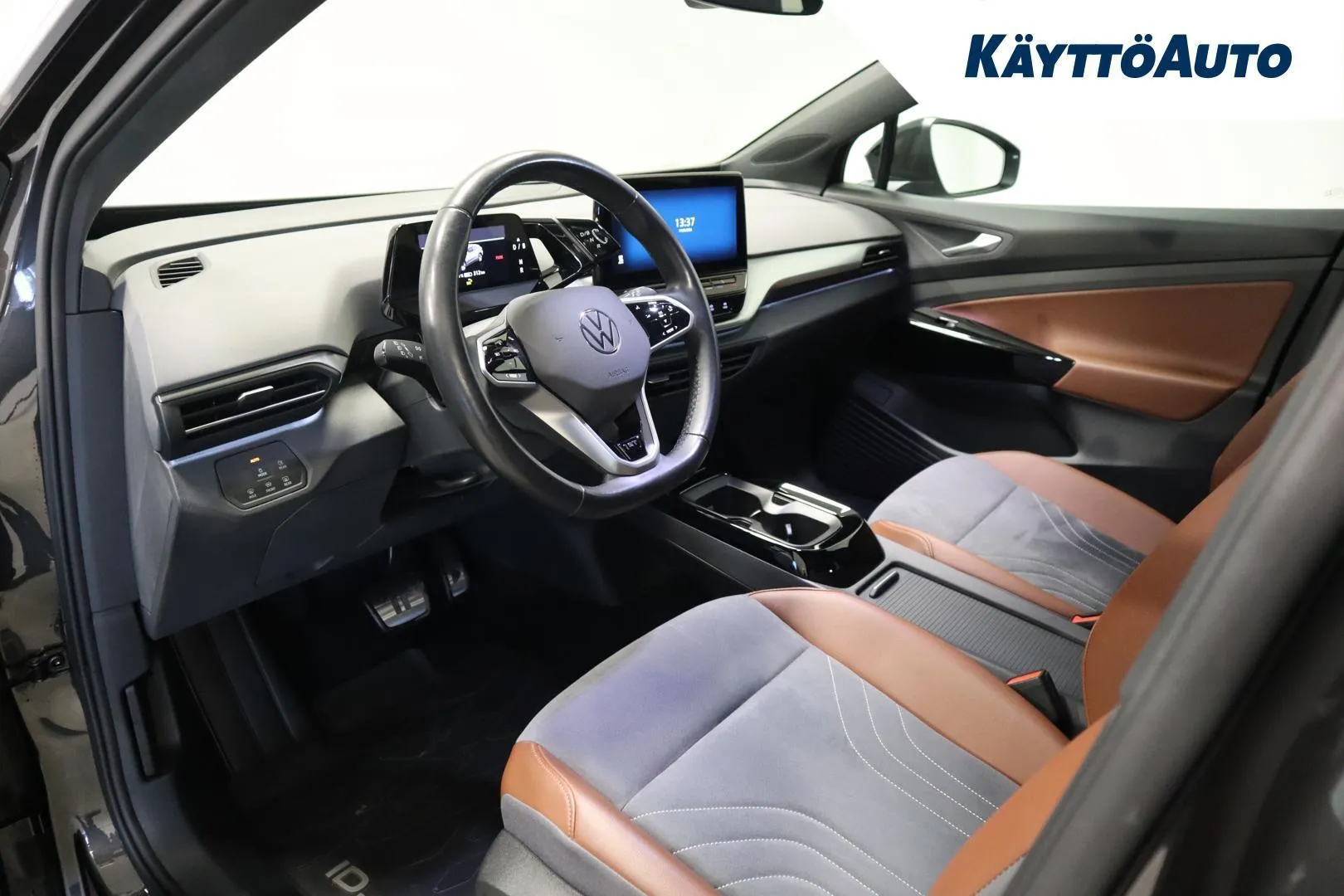 Volkswagen ID.4 GOT-714 carousel image