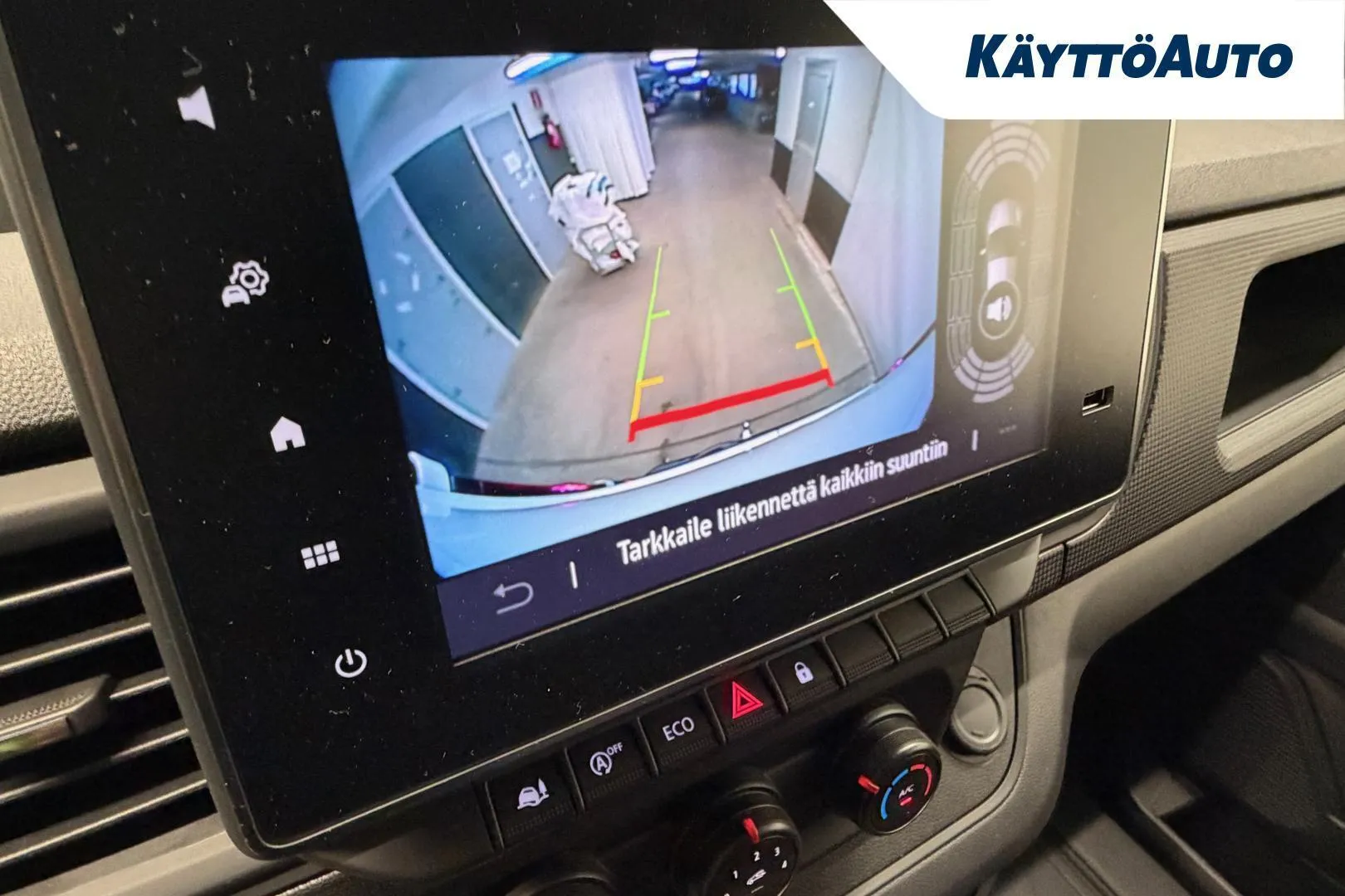 Renault Trafic XTT-570 carousel image