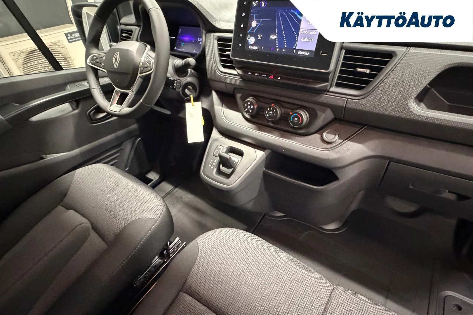 Renault Trafic XTT-570 carousel image