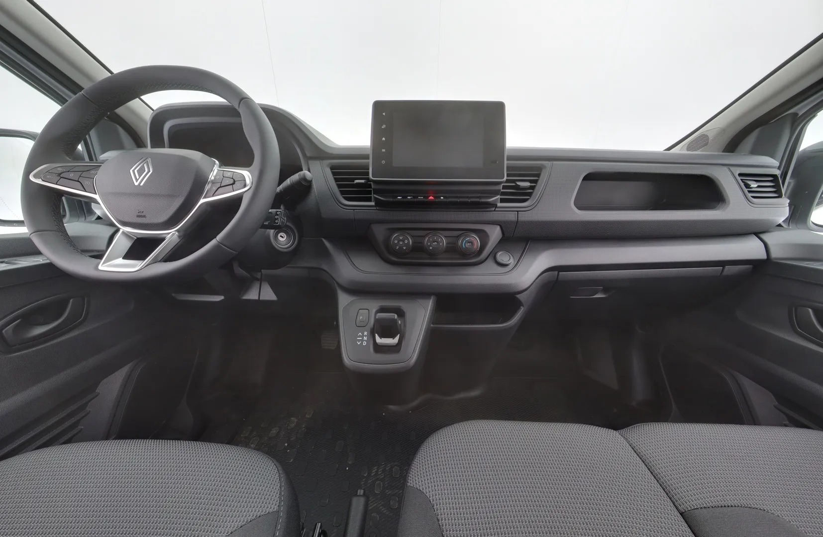 Renault Trafic XTT-573 carousel image