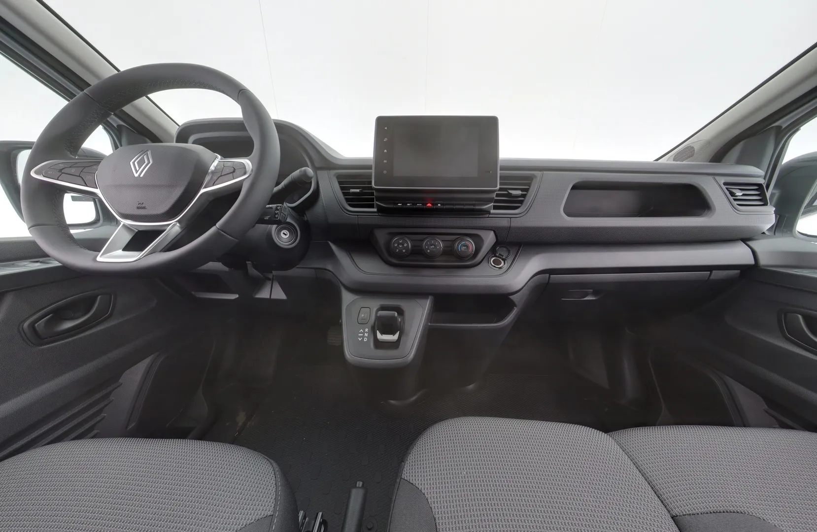 Renault Trafic XTR-634 carousel image