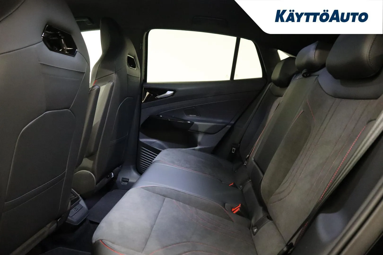 Volkswagen ID.5 YMH-252 carousel image