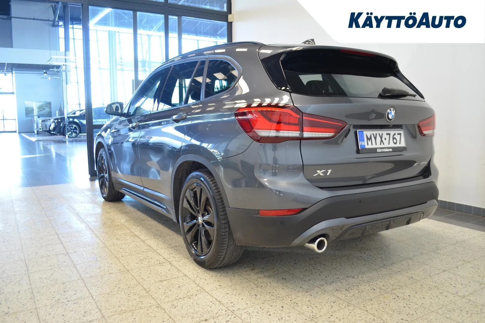 BMW X1 MYX-767 carousel image