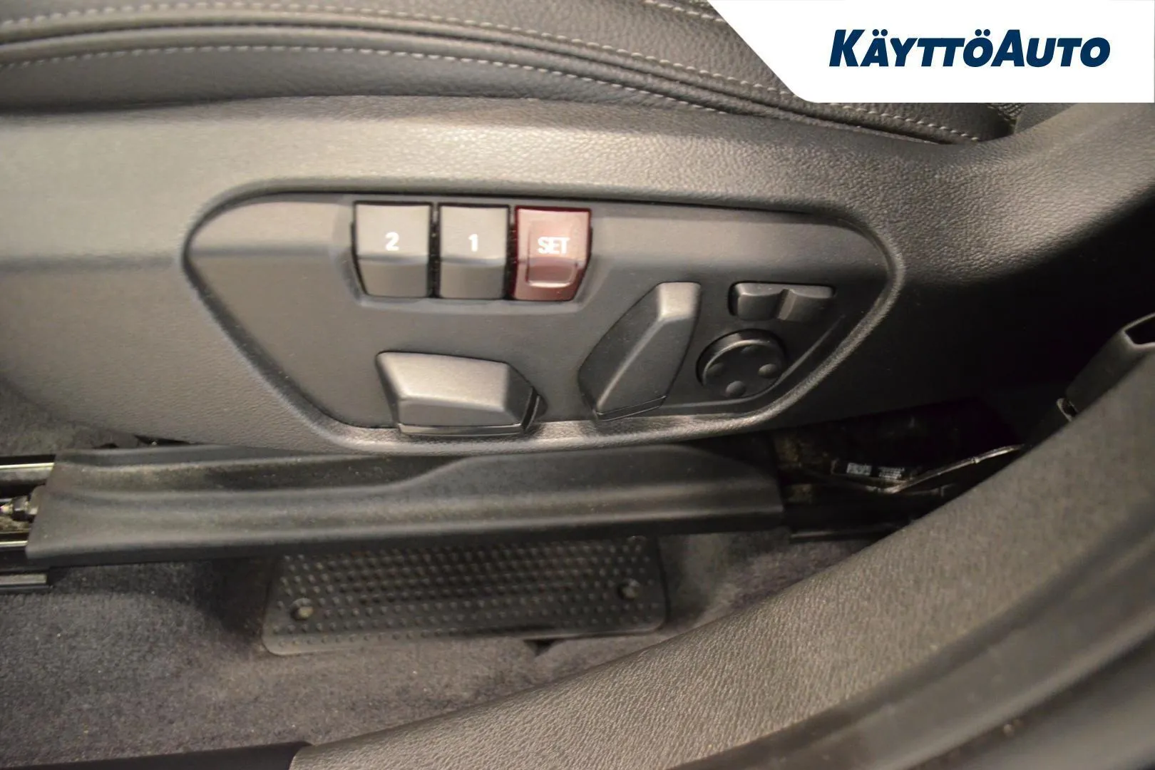 BMW X1 MYX-767 carousel image