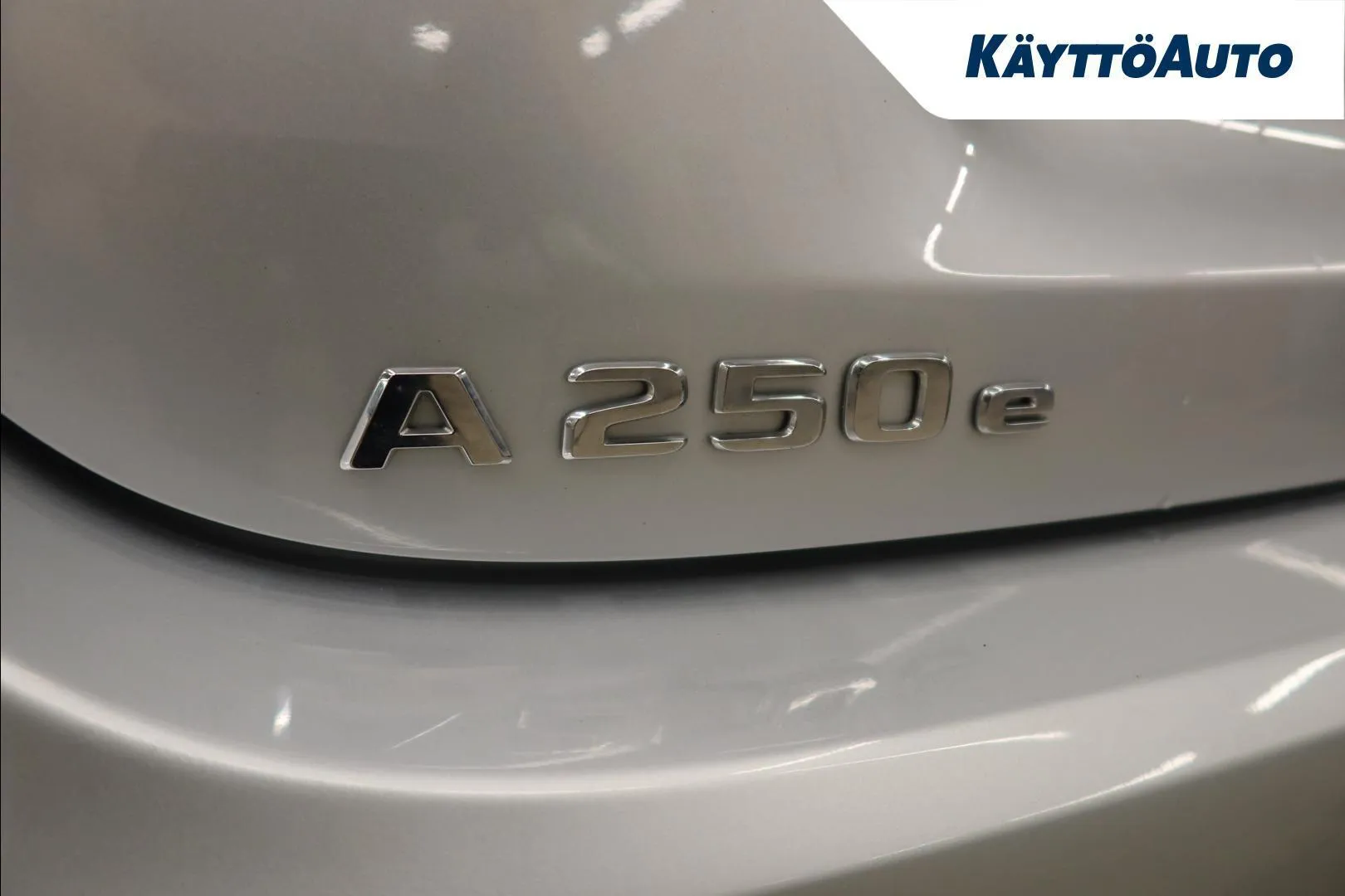 Mercedes-Benz A XPT-294 carousel image