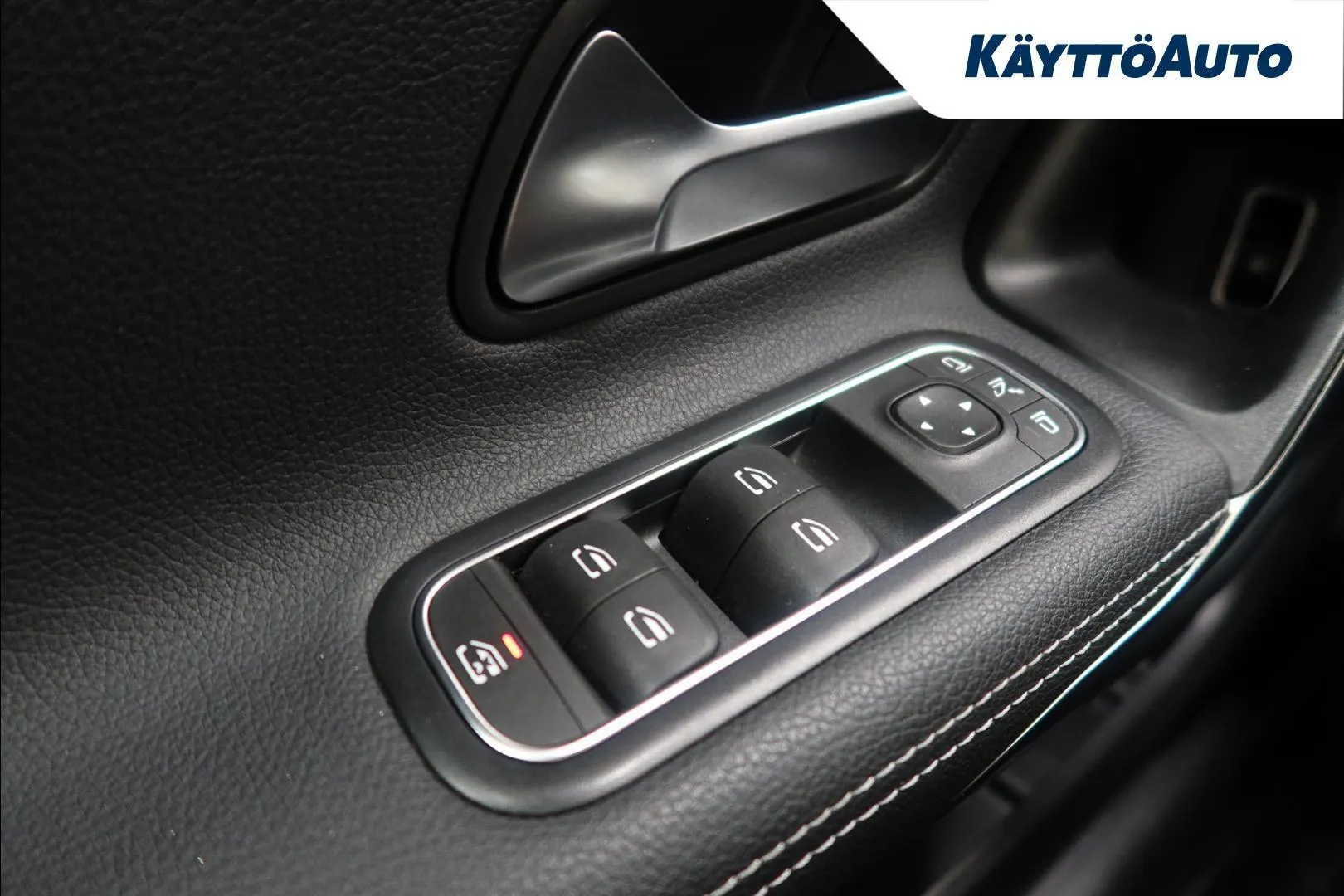 Mercedes-Benz A XPT-294 carousel image