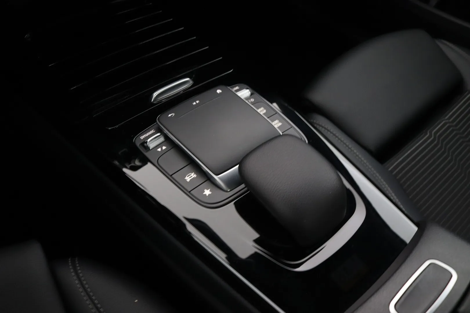 MERCEDES-BENZ A FPS-362 carousel image