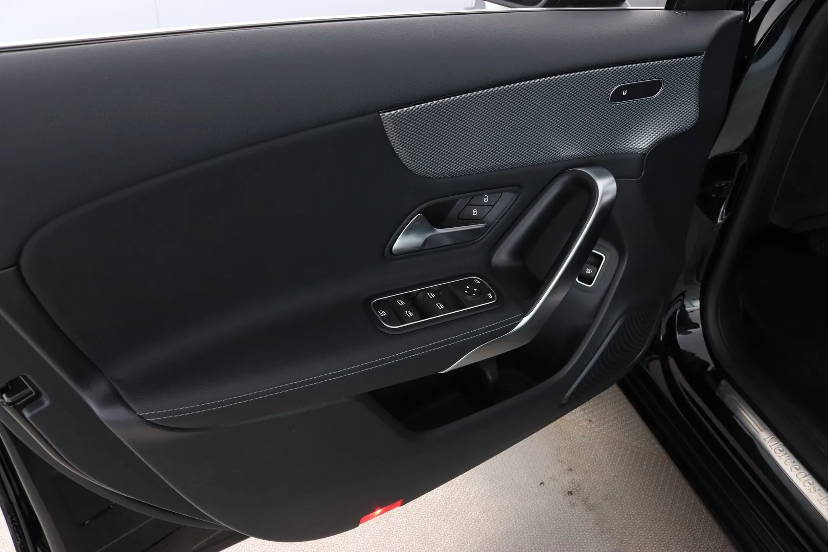 MERCEDES-BENZ A FPS-362 carousel image