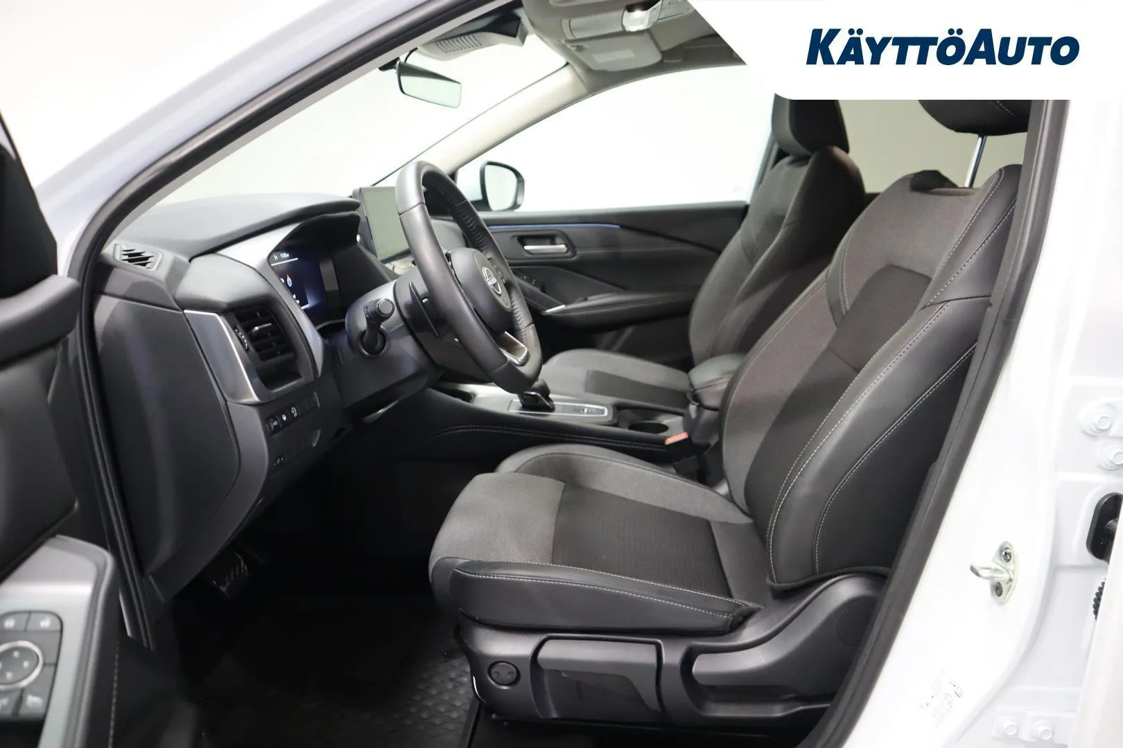 Nissan Qashqai SRL-852 carousel image