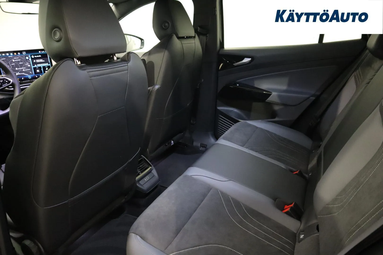 Volkswagen ID.4 ZRC-682 carousel image