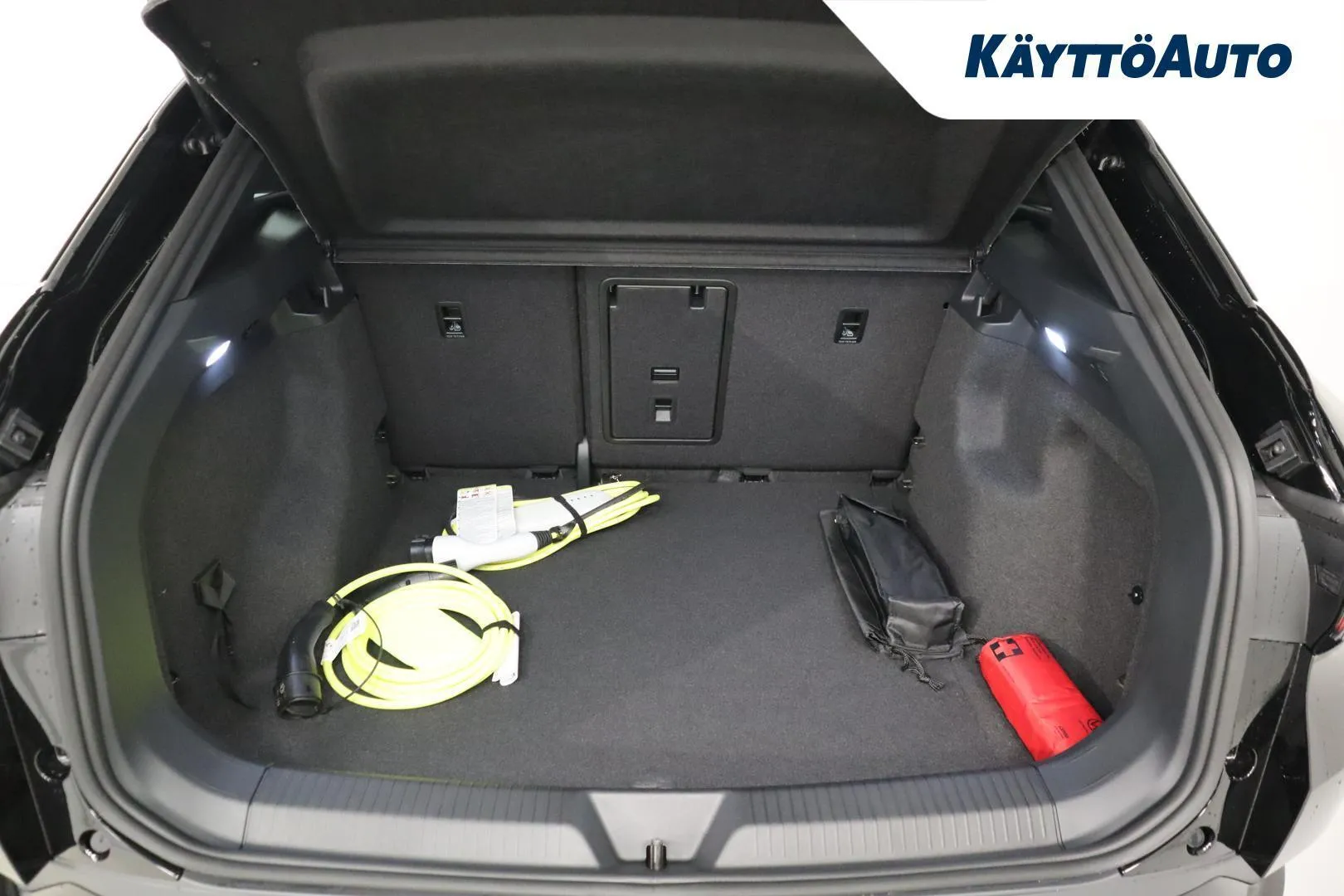 Volkswagen ID.4 ZRC-682 carousel image