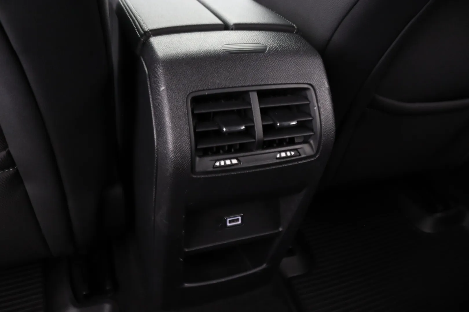 Opel Astra SPC-355 carousel image