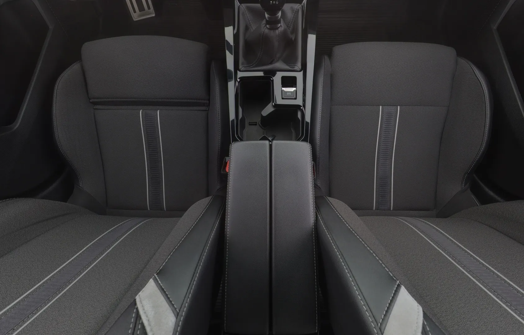 Opel Astra SPC-355 carousel image