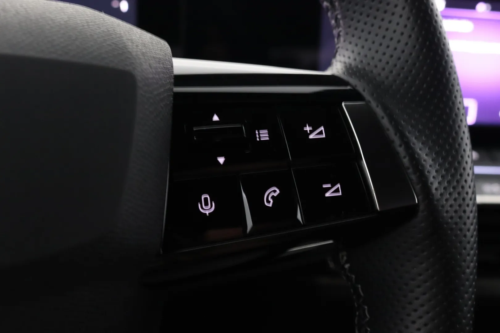 Opel Astra SPC-355 carousel image