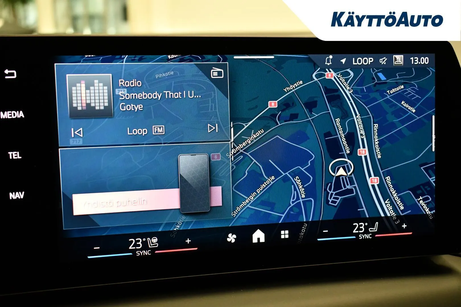 BMW 120 ZPX-671 carousel image