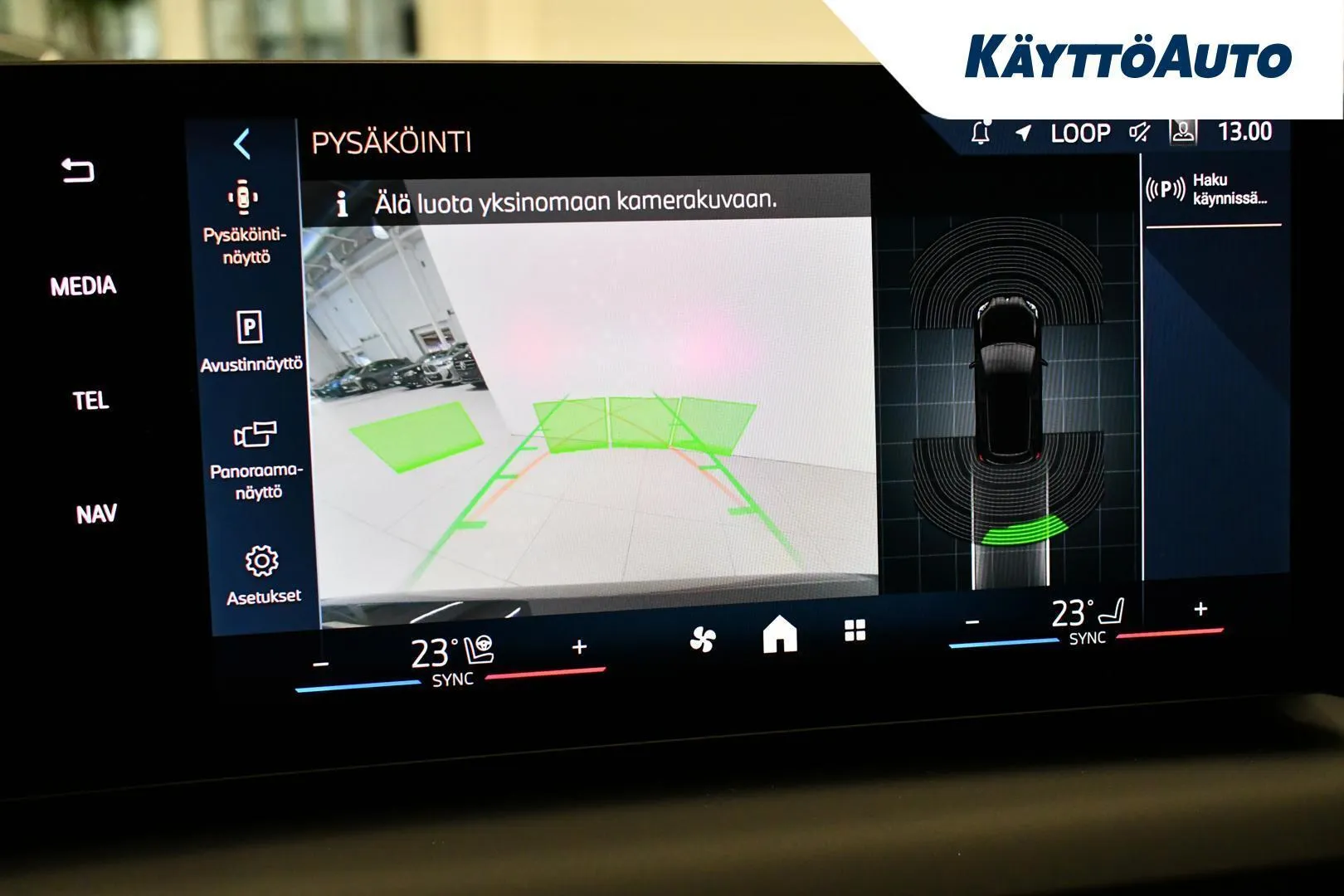 BMW 120 ZPX-671 carousel image