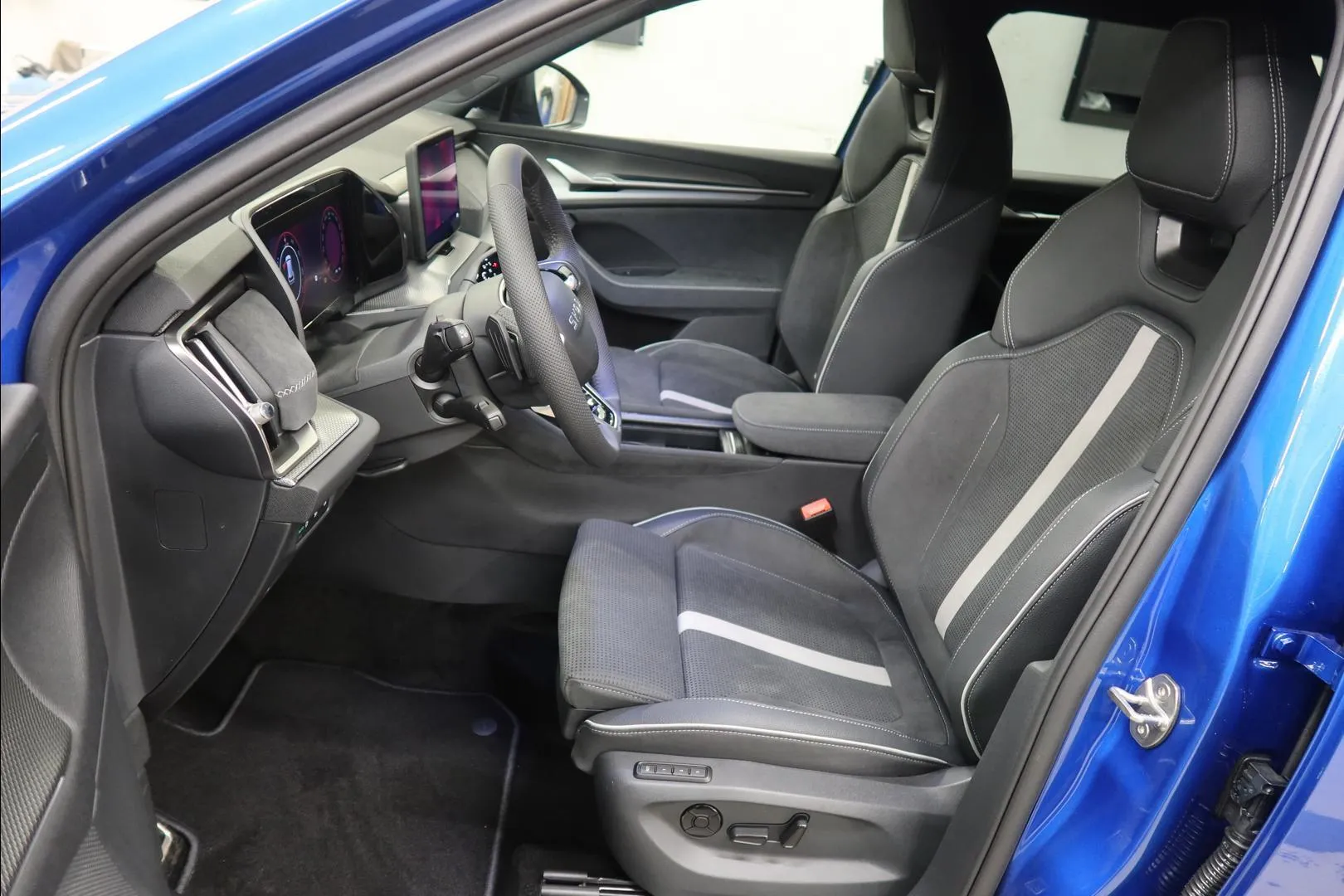 Skoda Kodiaq LTP-995 carousel image