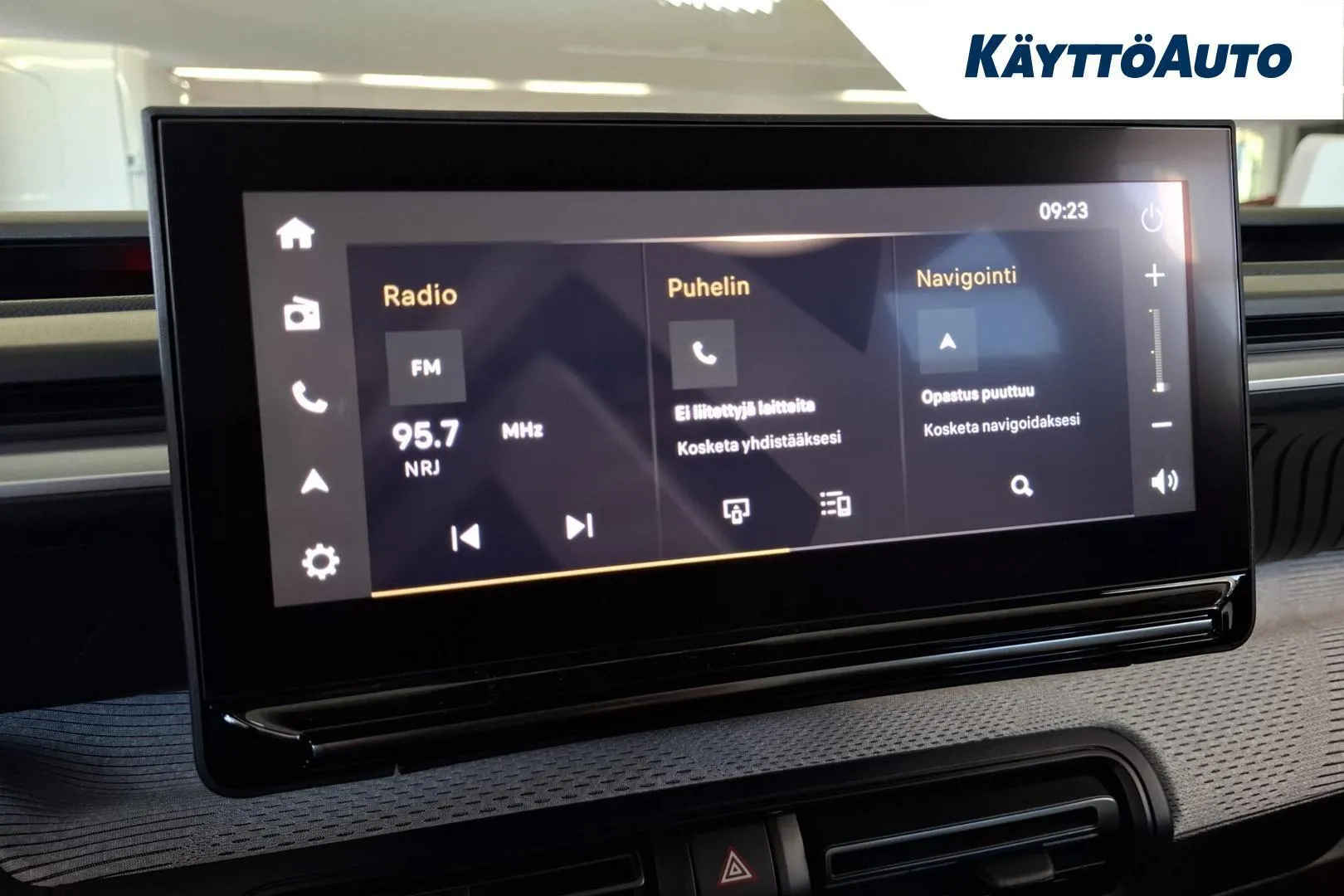 Citroen C3 Aircross ZRC-889 carousel image