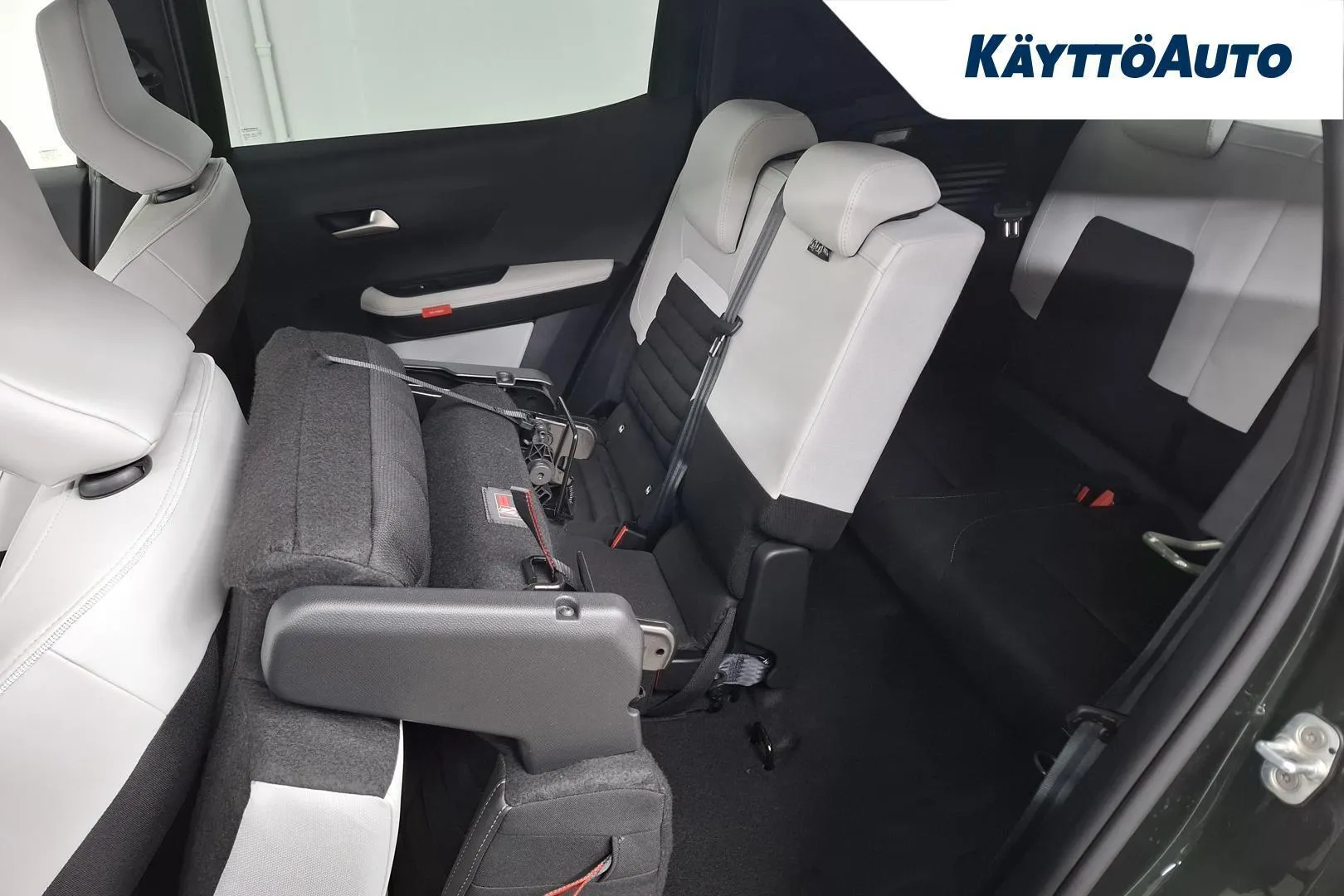 Citroen C3 Aircross ZRC-889 carousel image