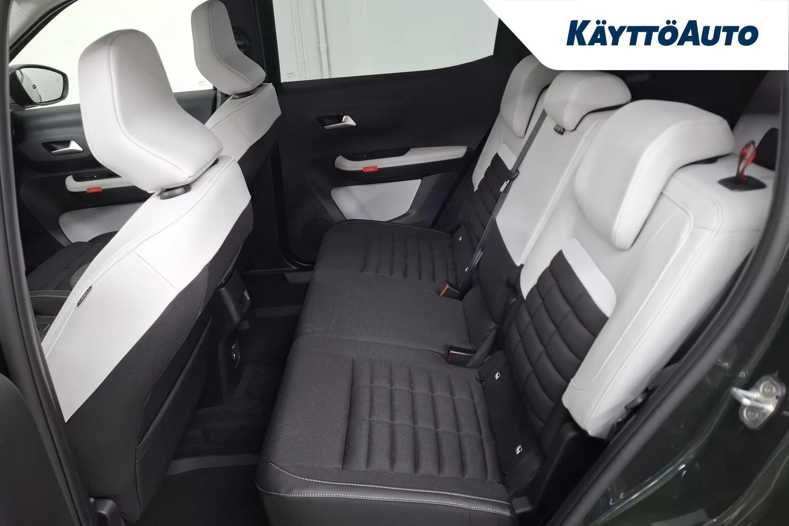 Citroen C3 Aircross ZRC-889 carousel image