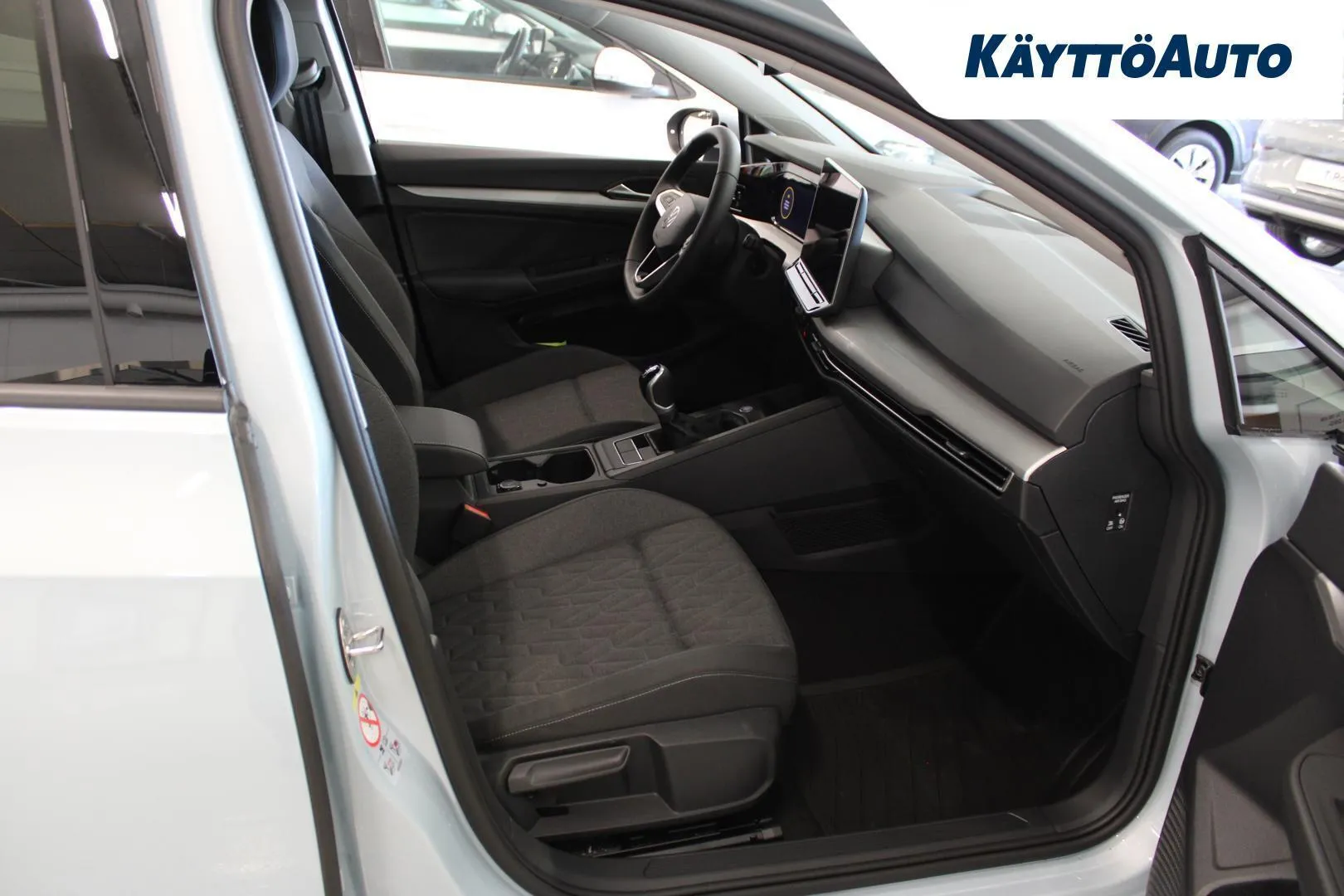 Volkswagen Golf NOL-382 carousel image