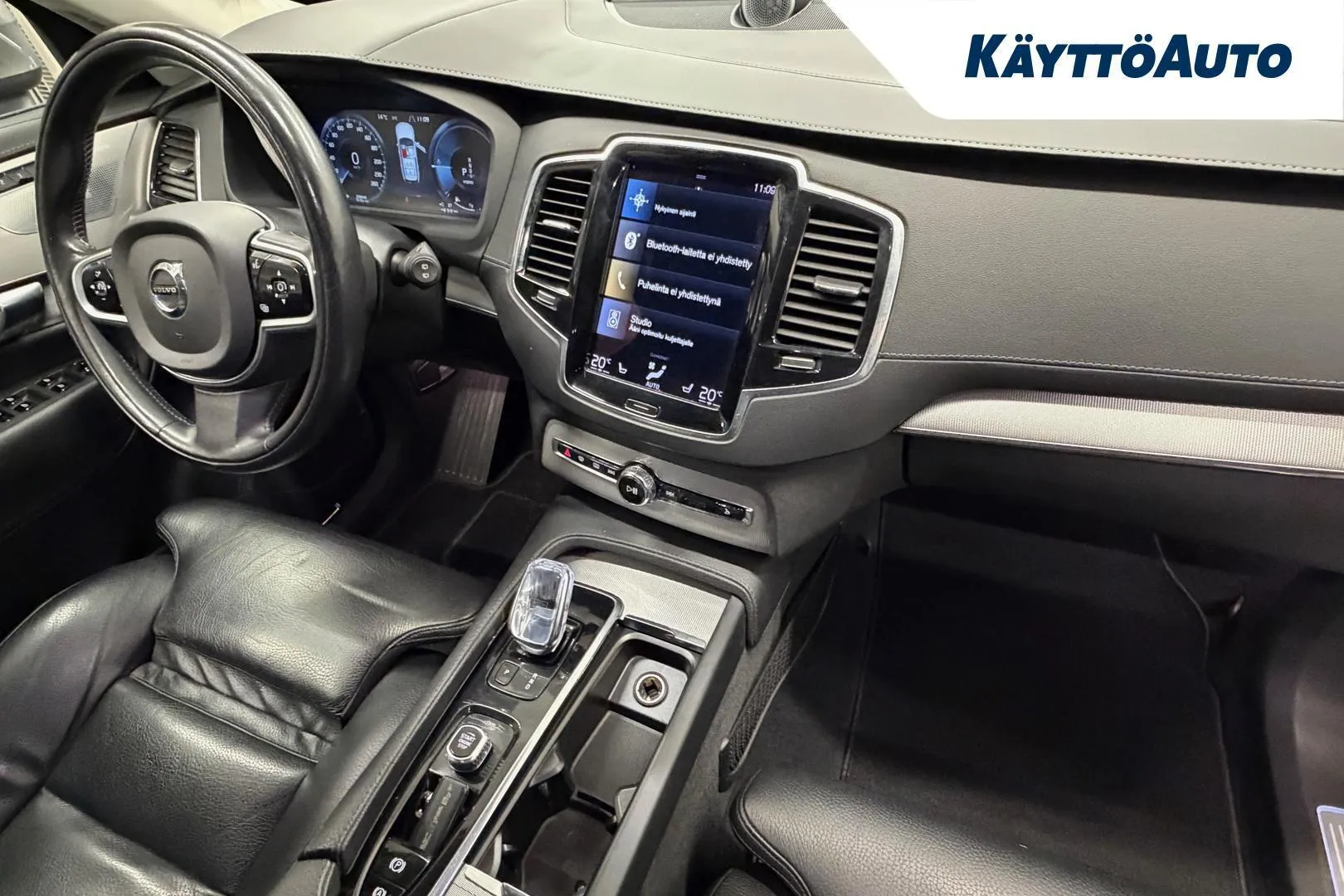 Volvo XC90 MTY-930 carousel image