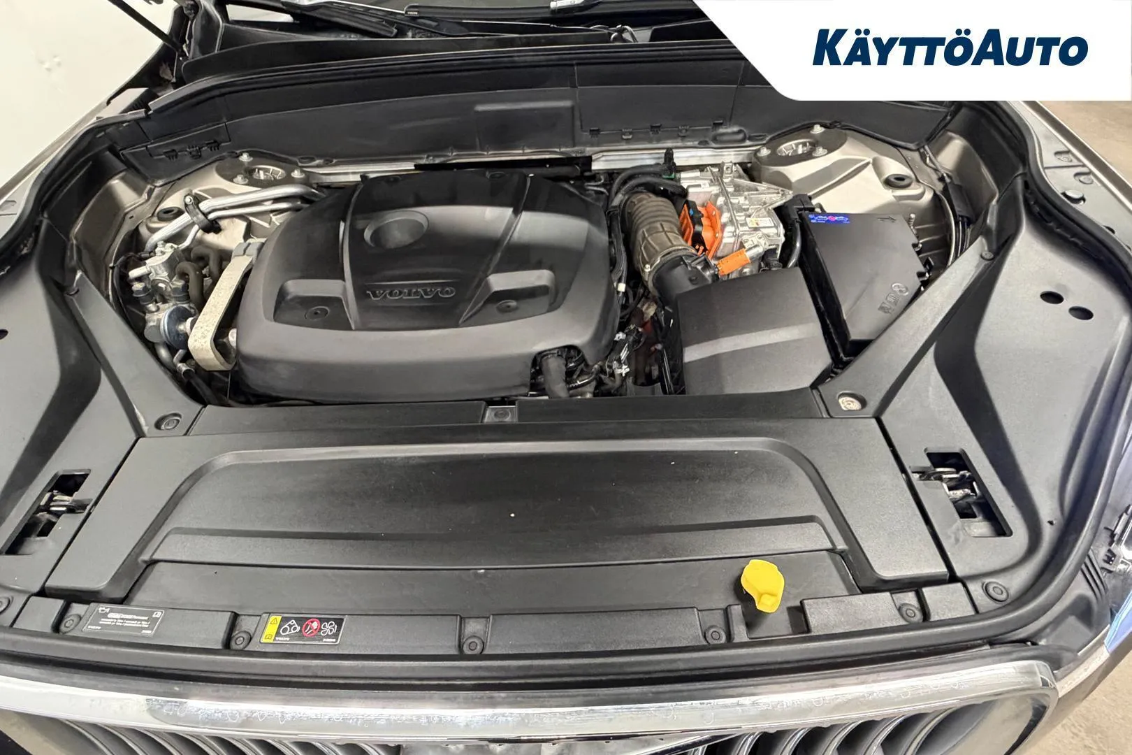 Volvo XC90 MTY-930 carousel image