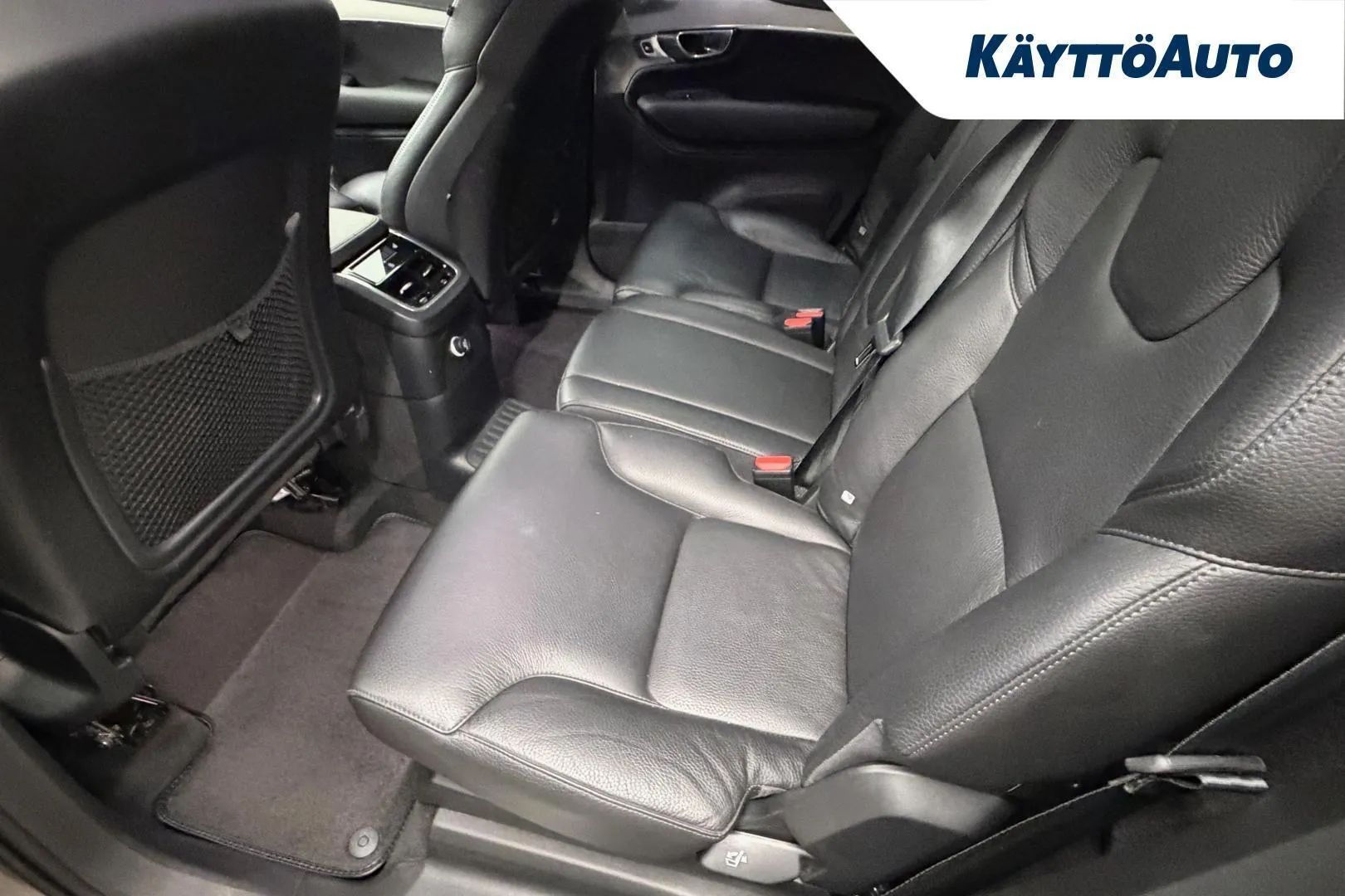 Volvo XC90 MTY-930 carousel image