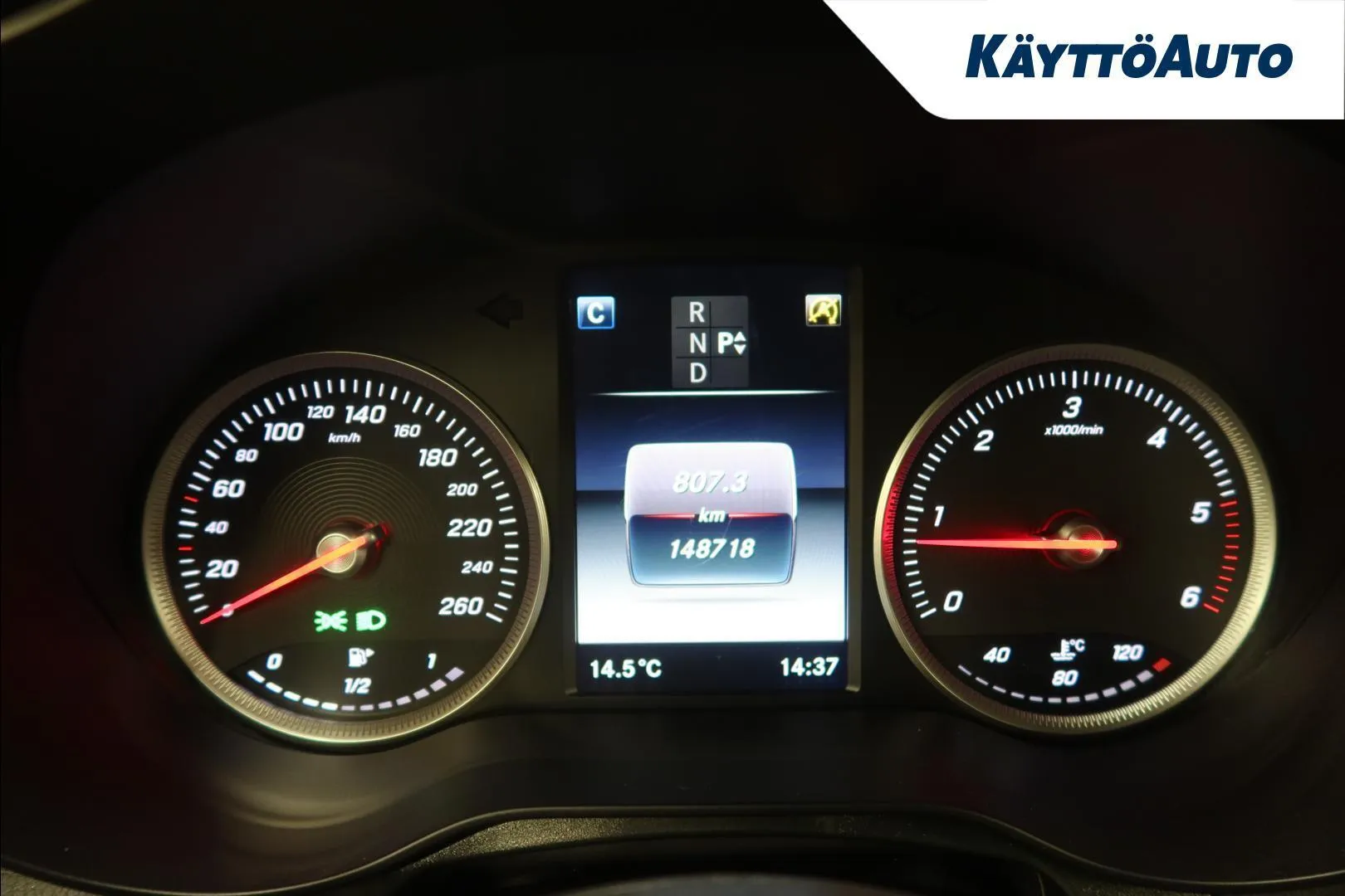 Mercedes-Benz GLC LOP-761 carousel image