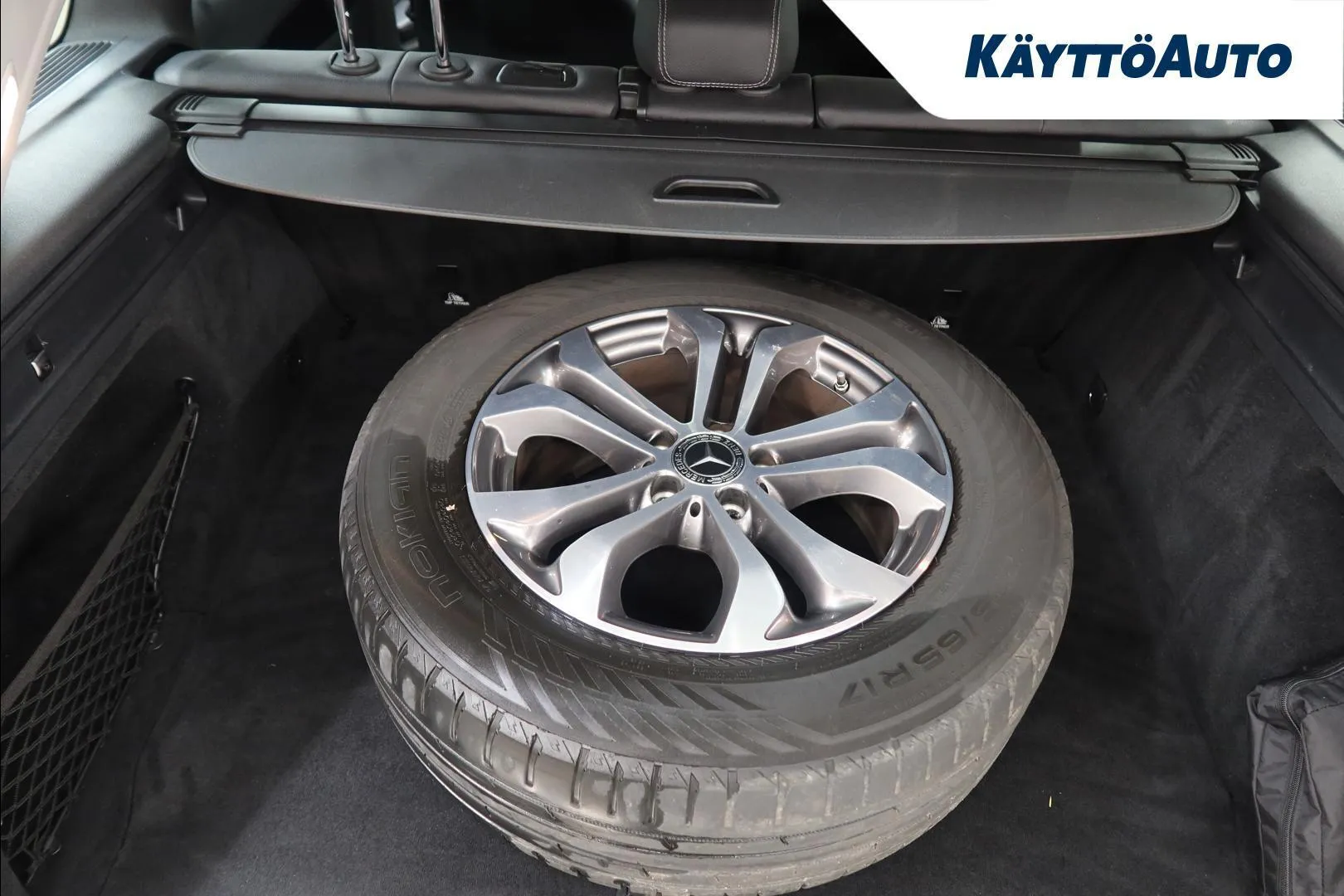 Mercedes-Benz GLC LOP-761 carousel image