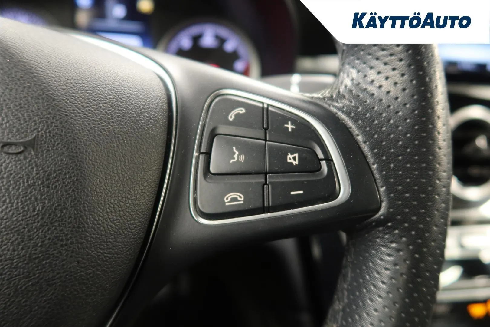 Mercedes-Benz GLC LOP-761 carousel image