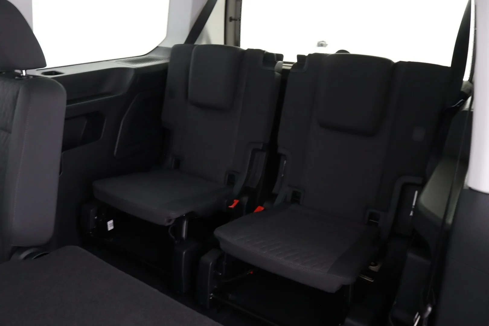 Volkswagen Caddy Maxi ZRH-385 carousel image