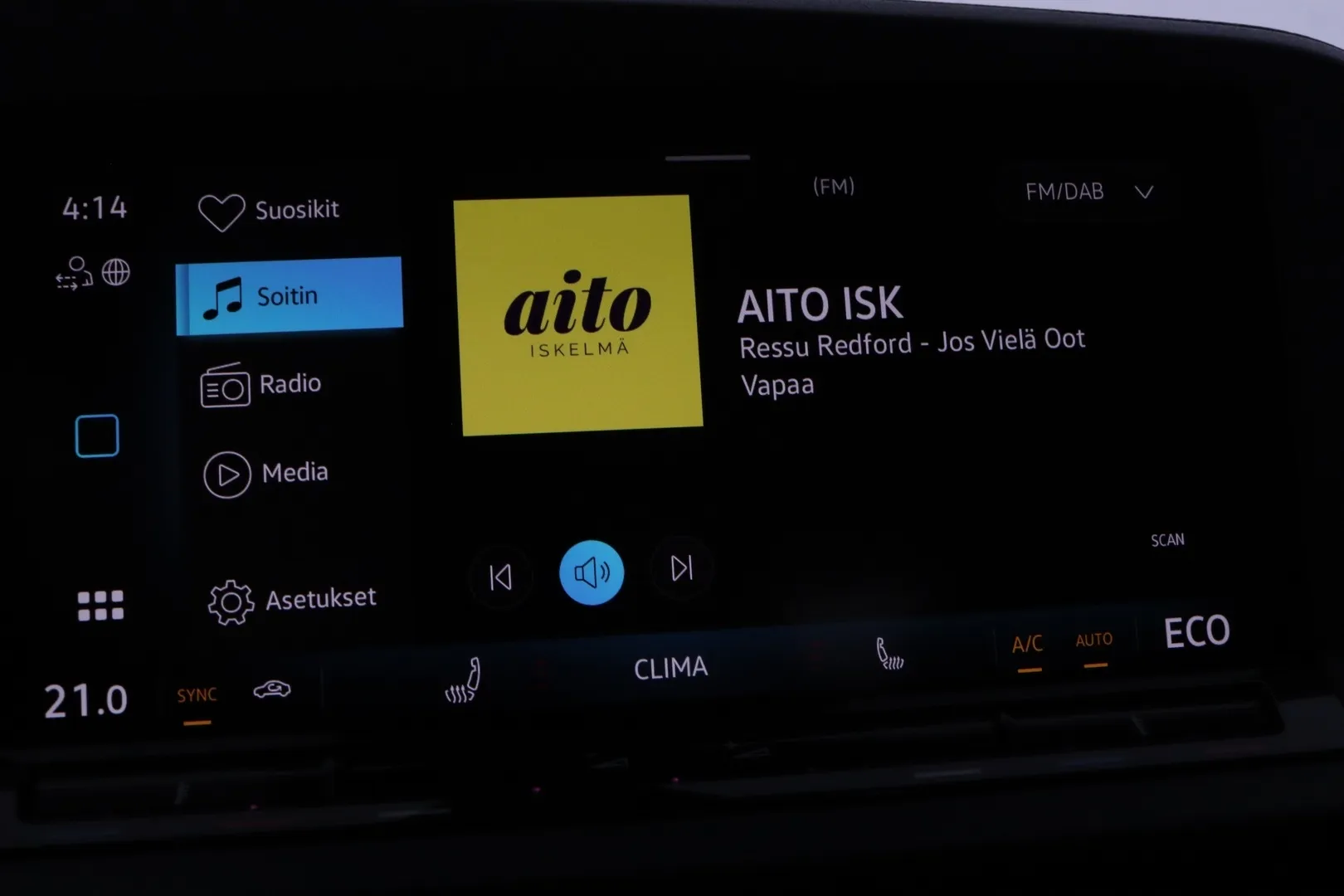 Volkswagen Caddy Maxi ZRH-385 carousel image