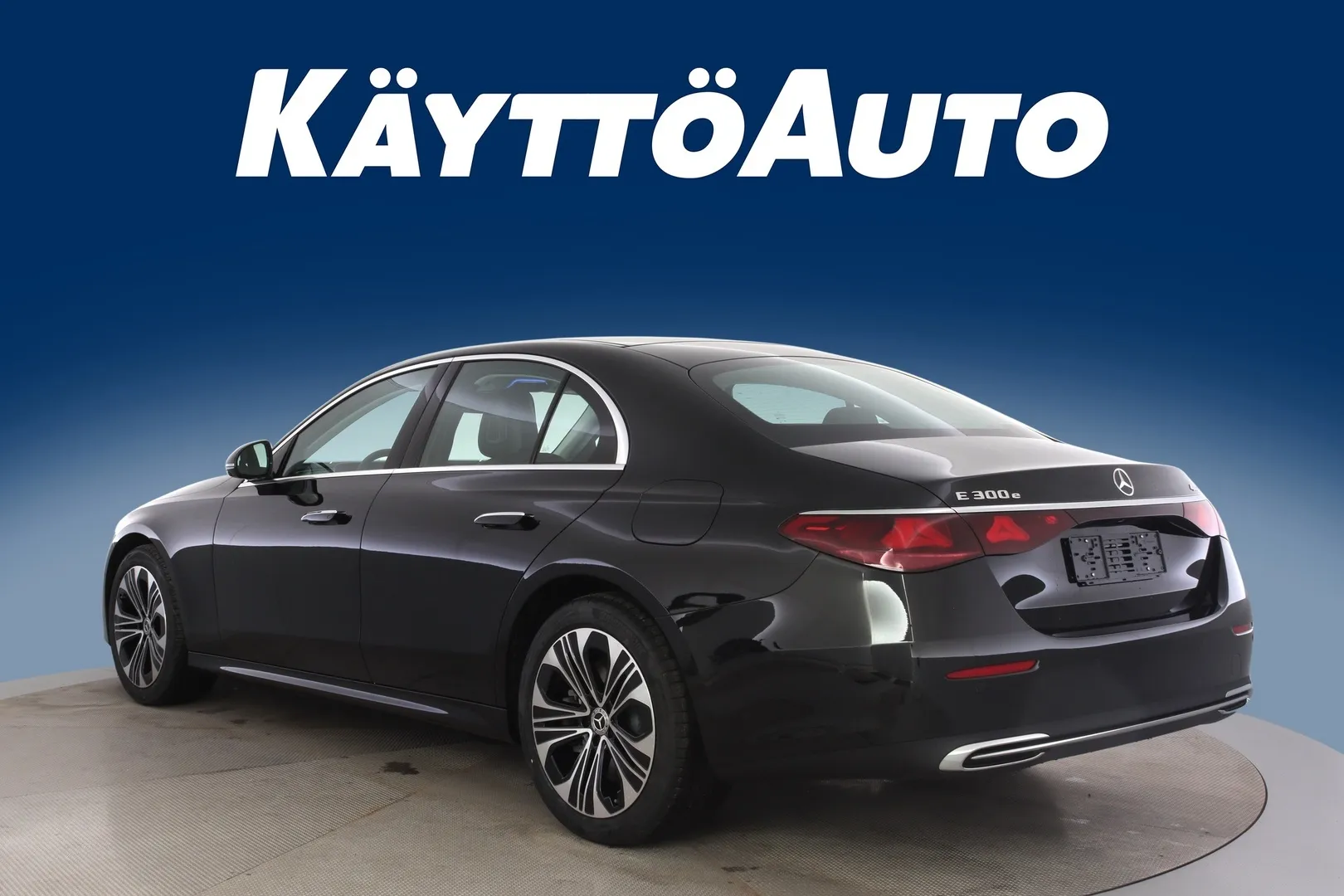 MERCEDES-BENZ E MRP-637 carousel image