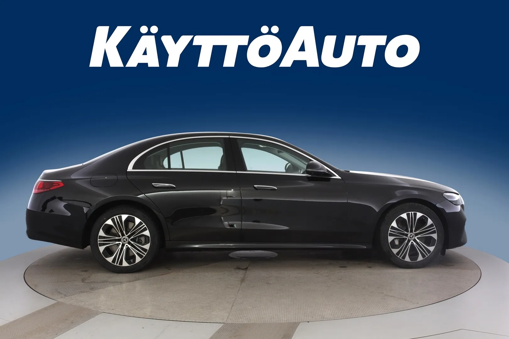 MERCEDES-BENZ E MRP-637 carousel image