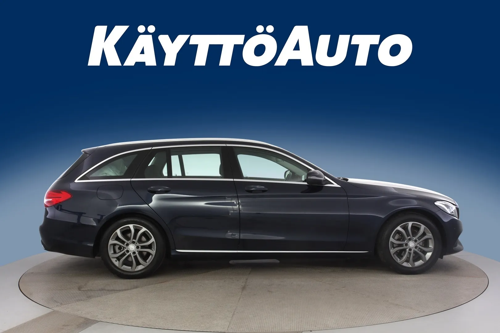 Mercedes-Benz C UZF-583 carousel image