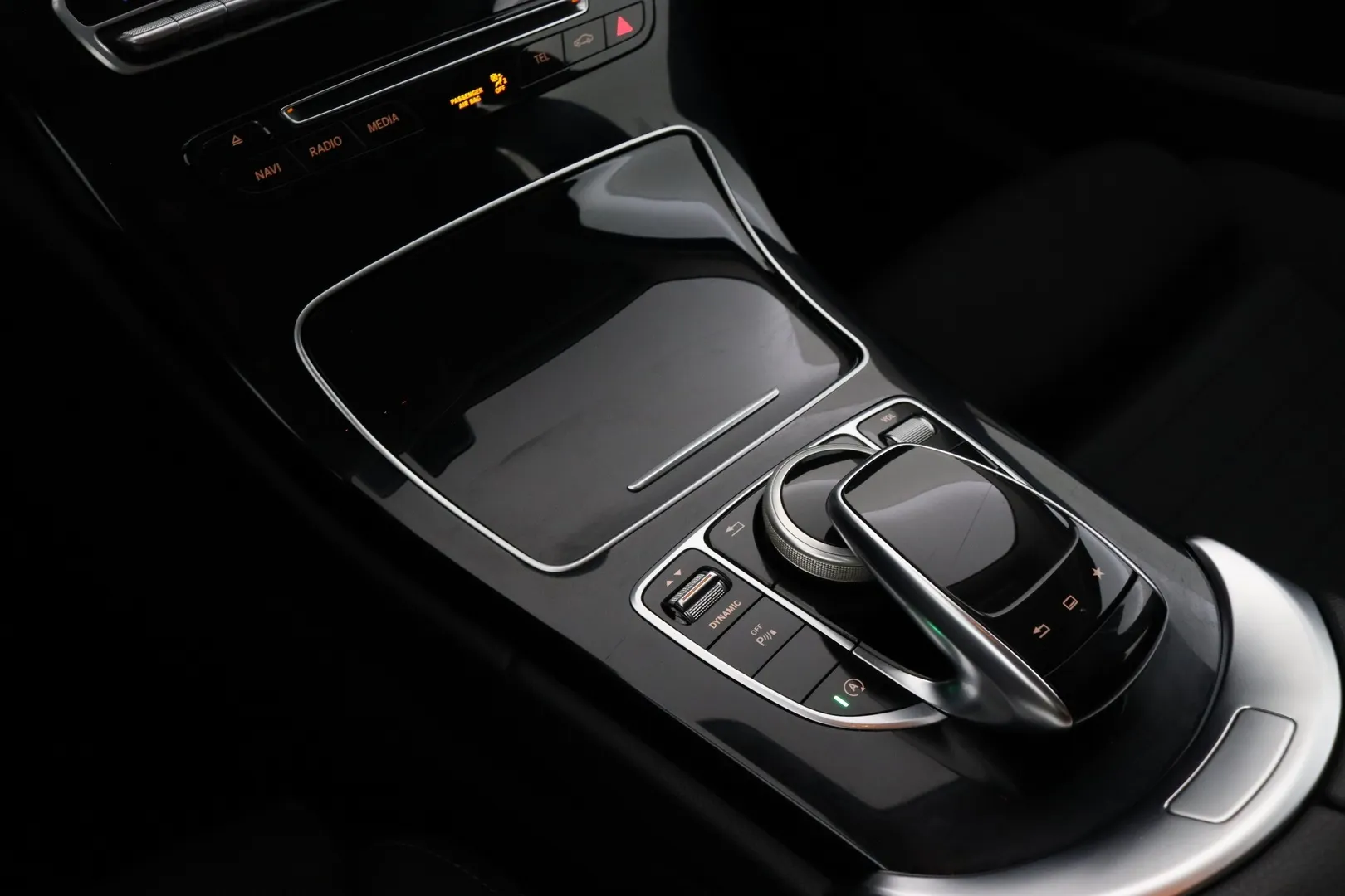 Mercedes-Benz C UZF-583 carousel image