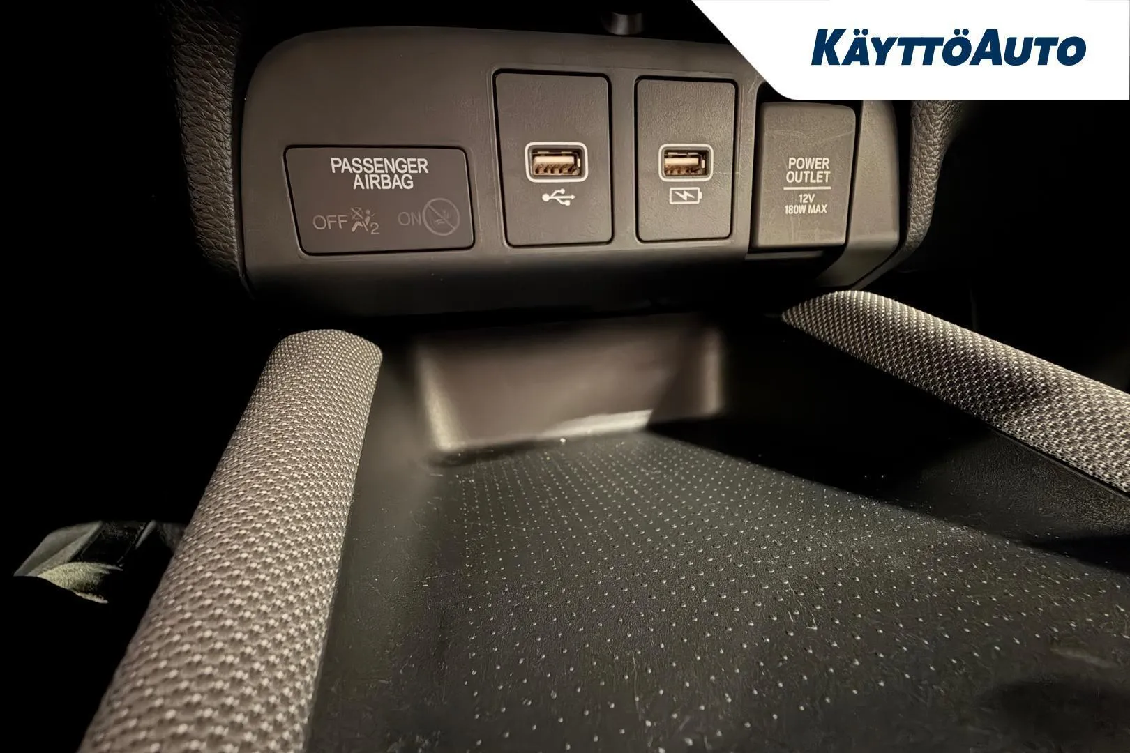 Honda Jazz ZNL-473 carousel image