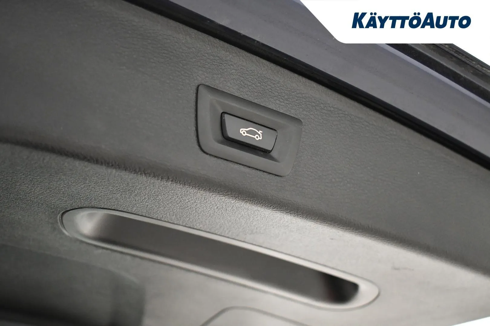 BMW X3 LMM-437 carousel image