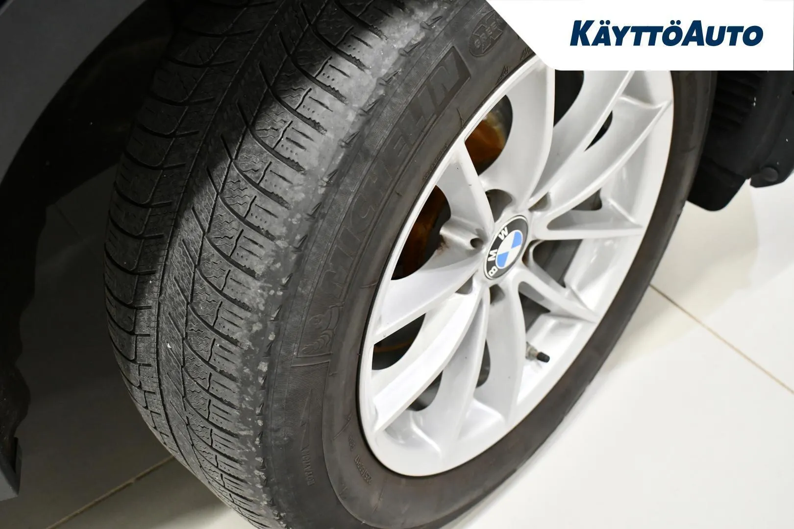 BMW X3 LMM-437 carousel image