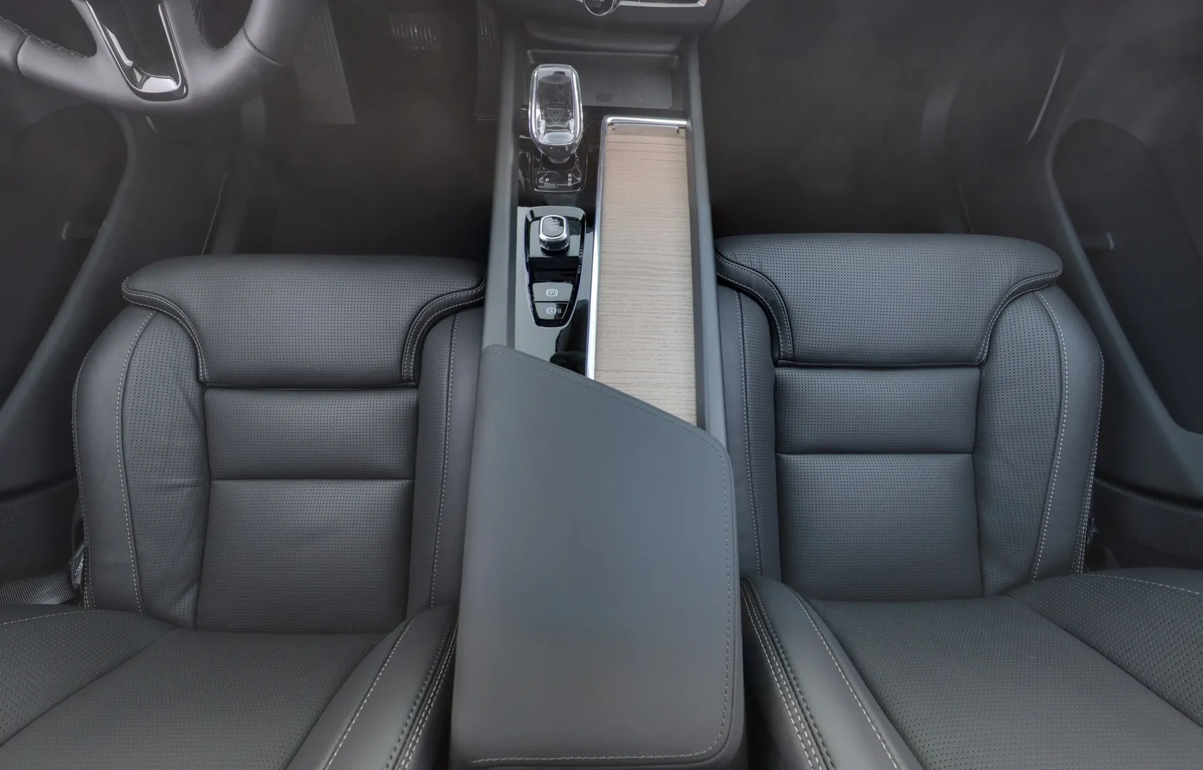 Volvo XC60 ISV-429 carousel image