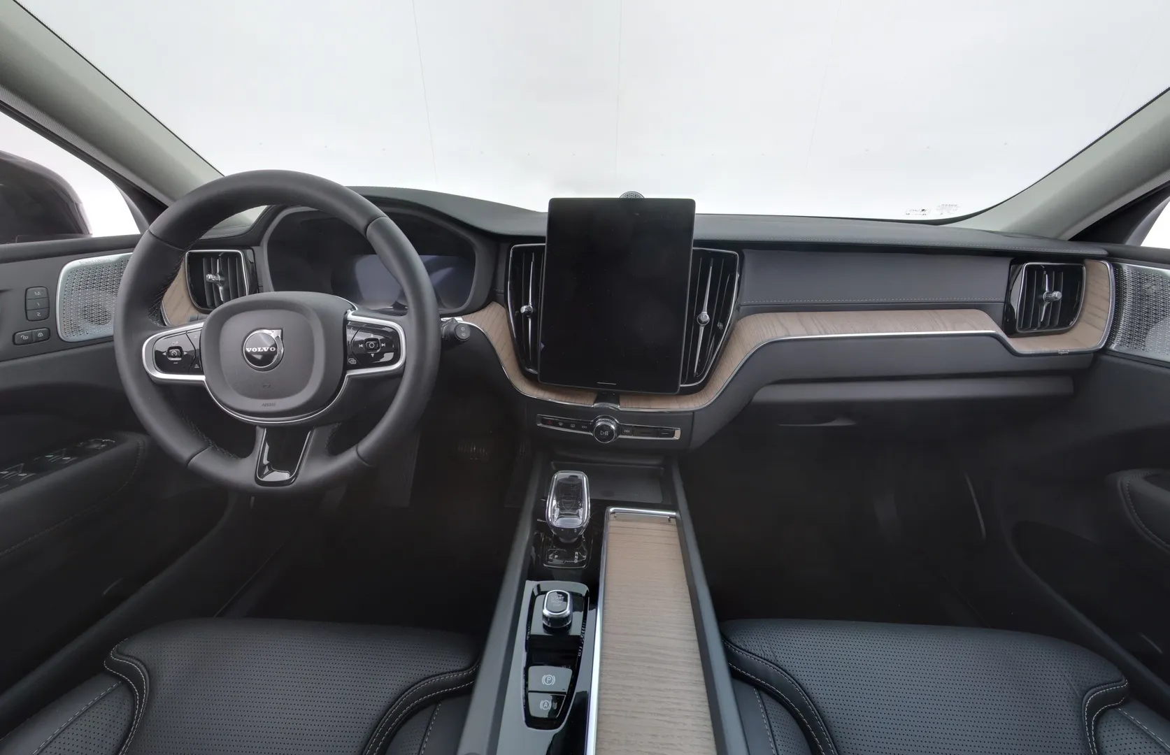 Volvo XC60 ISV-429 carousel image