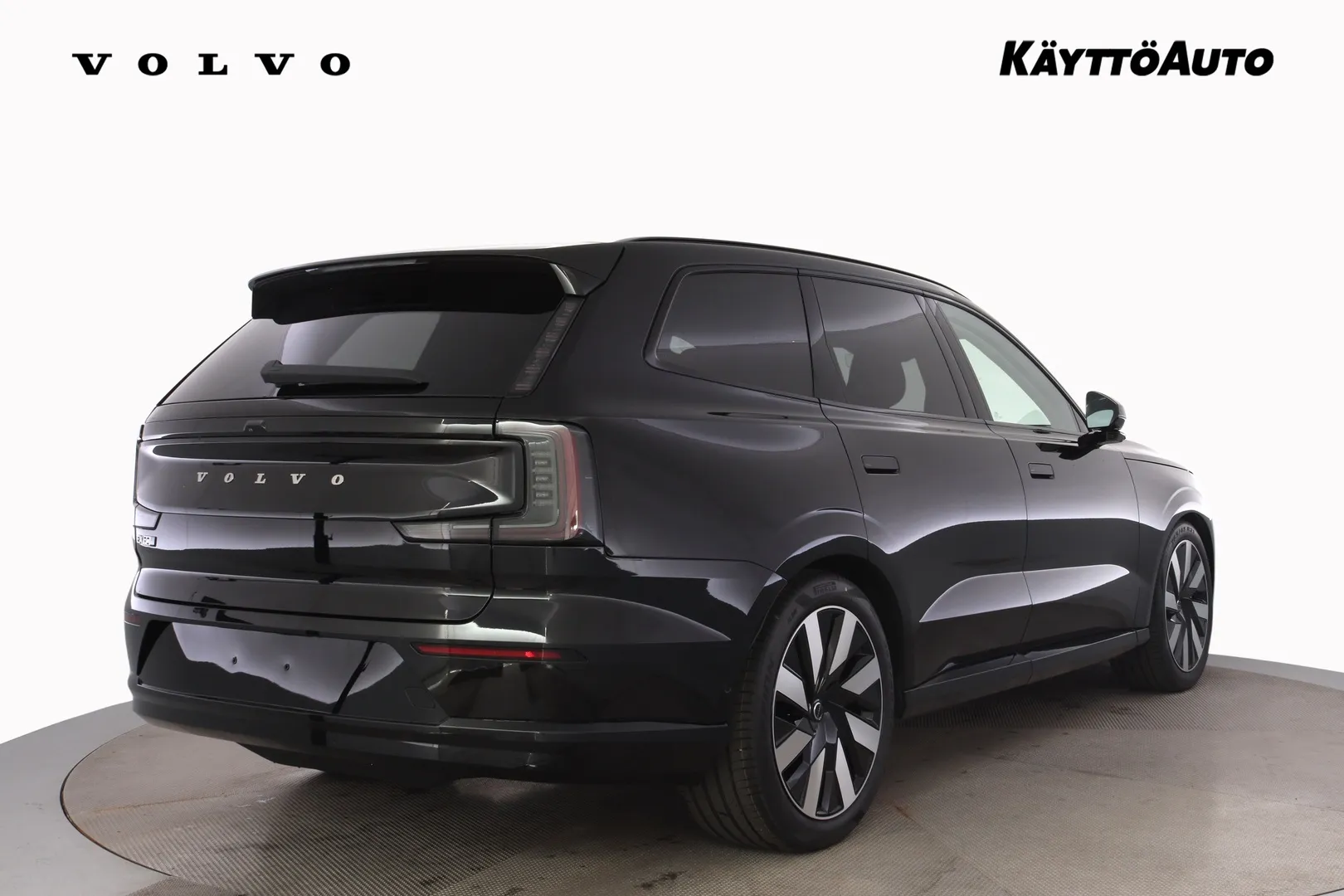 Volvo EX90 XTT-667 carousel image