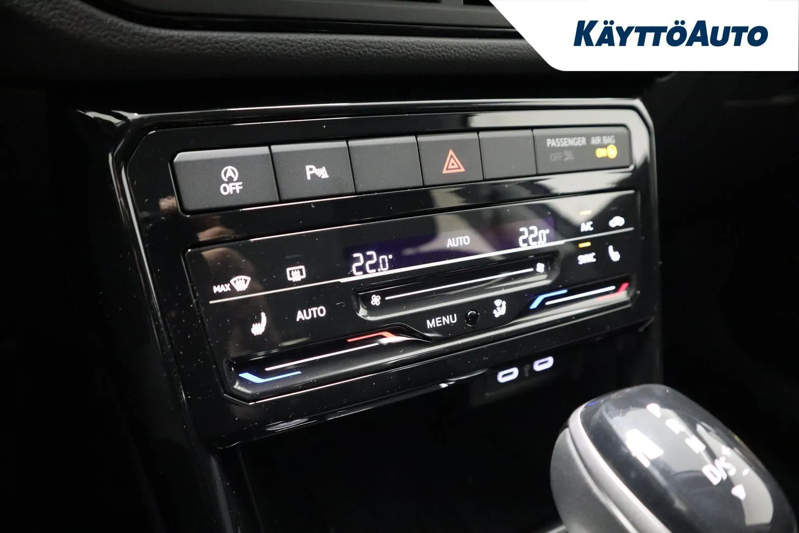 Volkswagen T-Cross YMF-631 carousel image