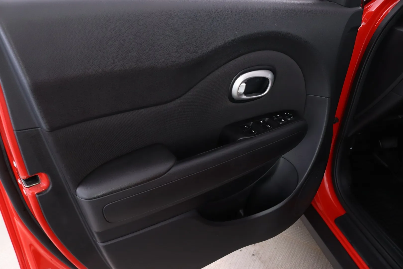 Kia Soul BRU-745 carousel image