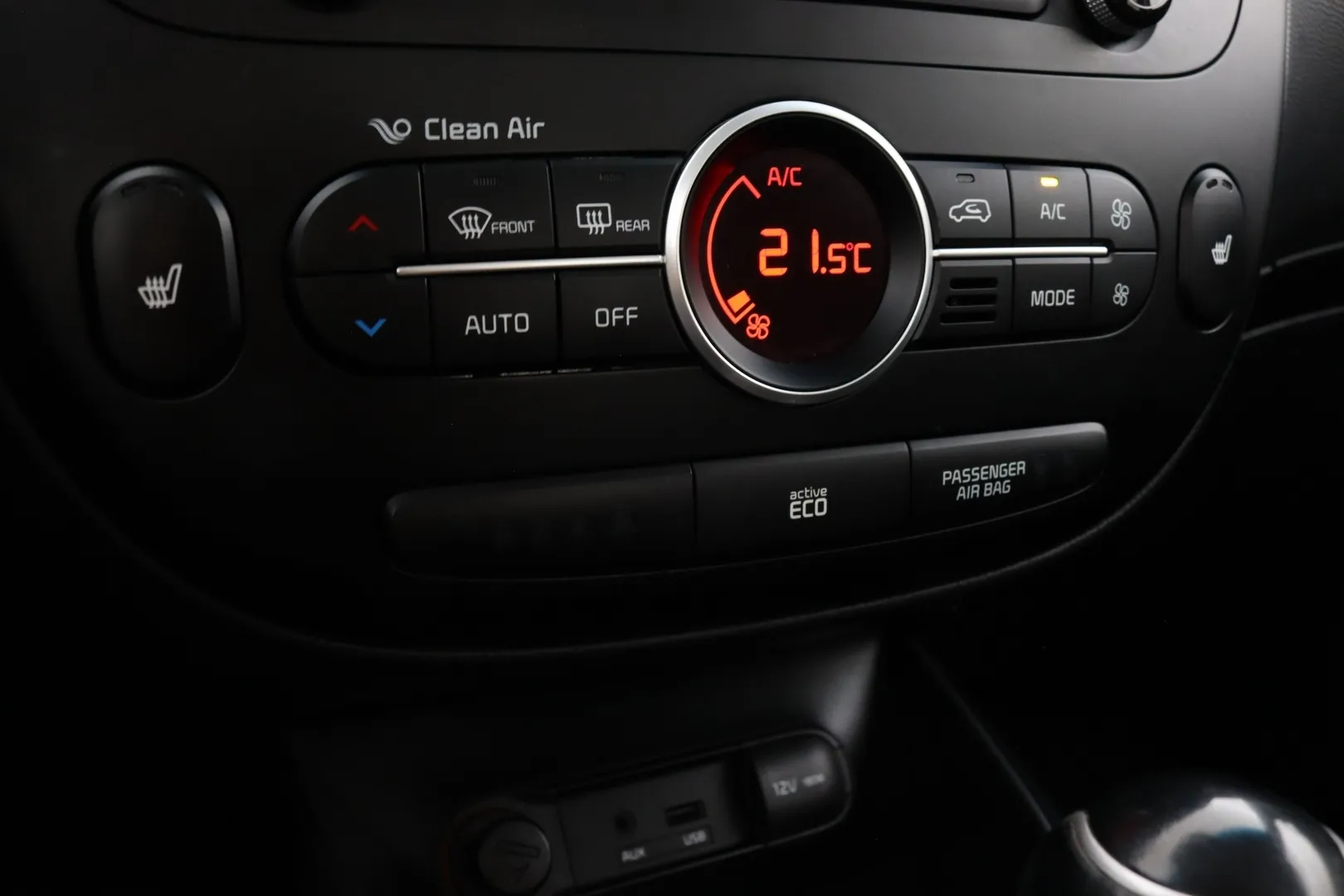 Kia Soul BRU-745 carousel image