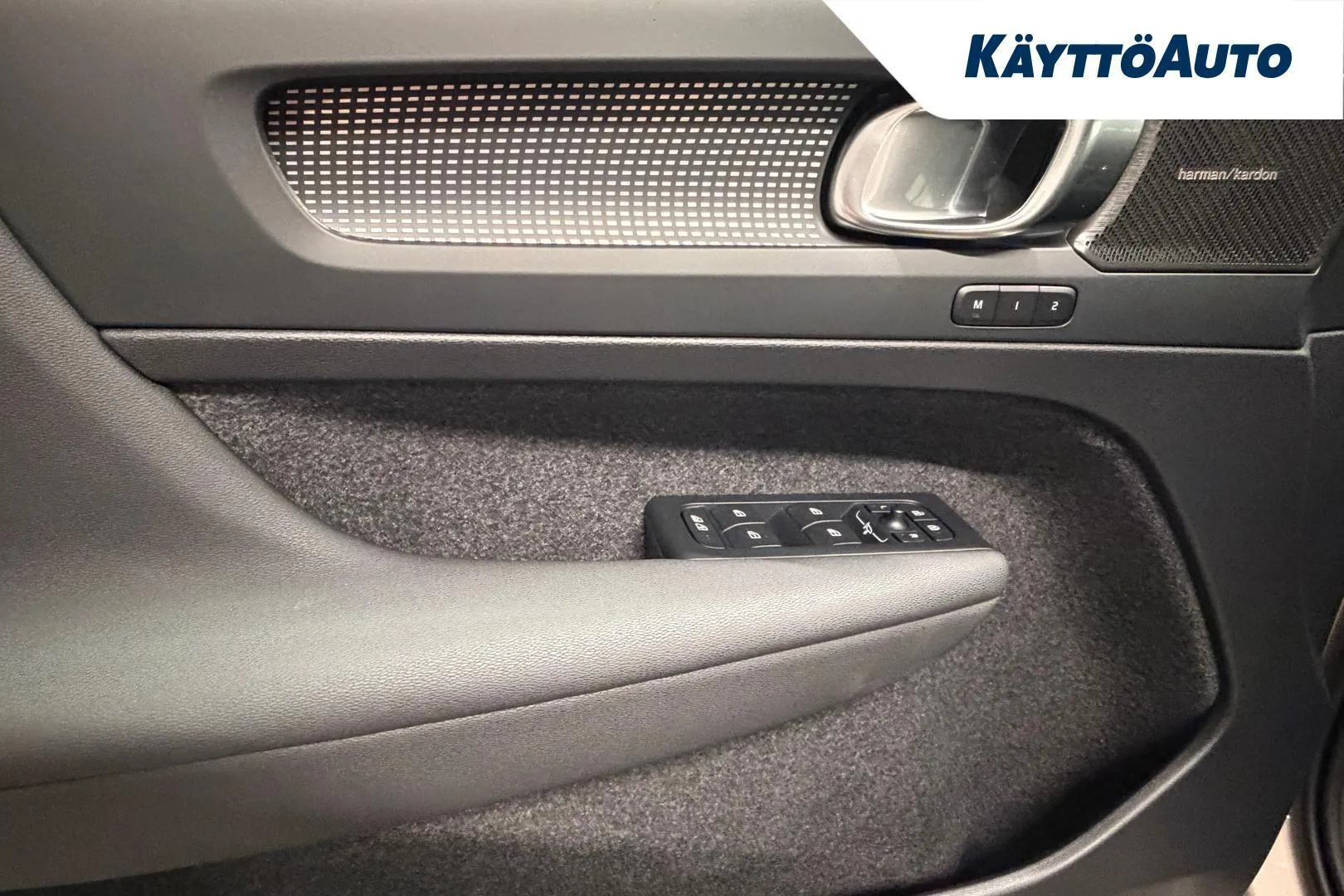 Volvo EC40 ZPZ-430 carousel image