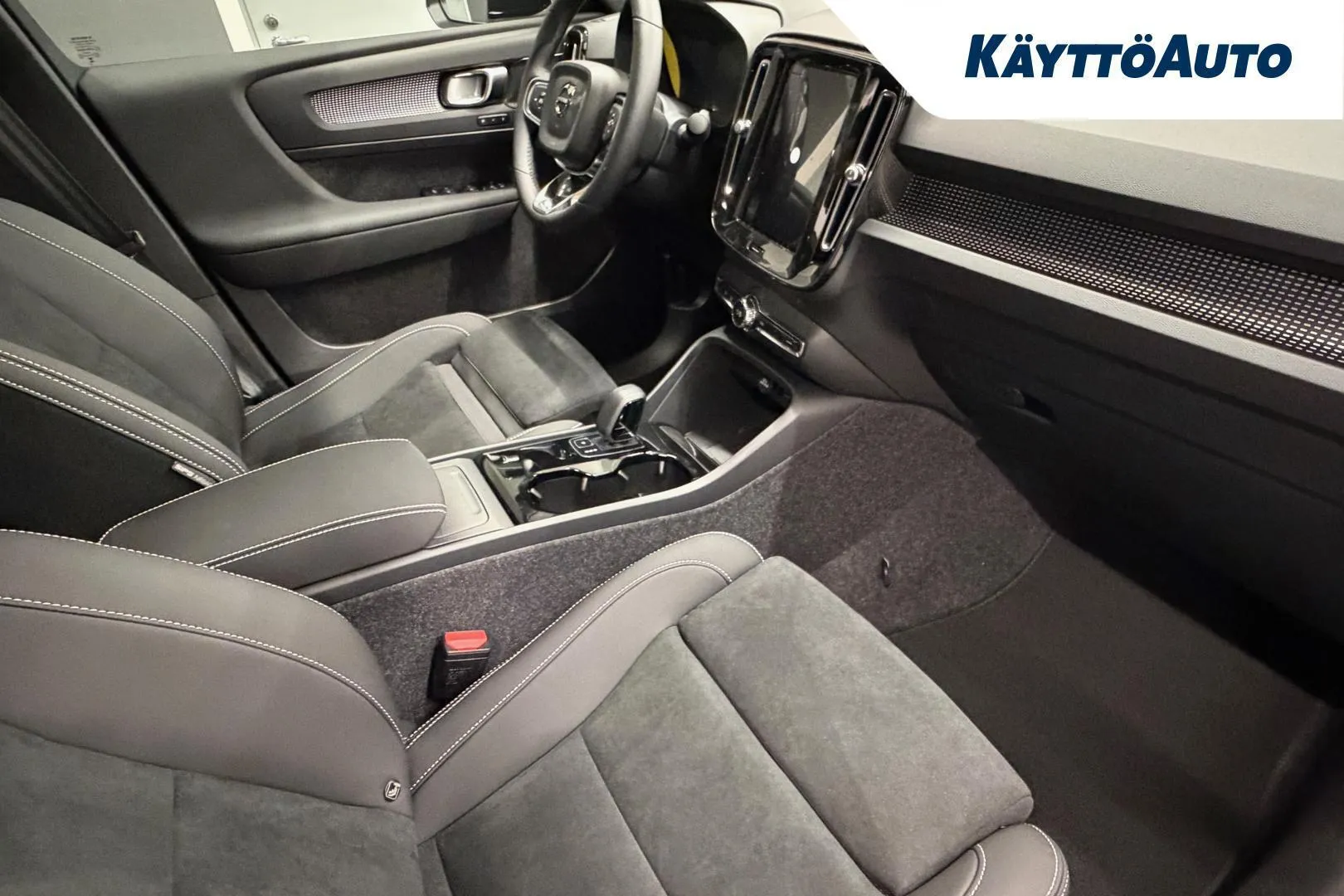 Volvo EC40 ZPZ-430 carousel image